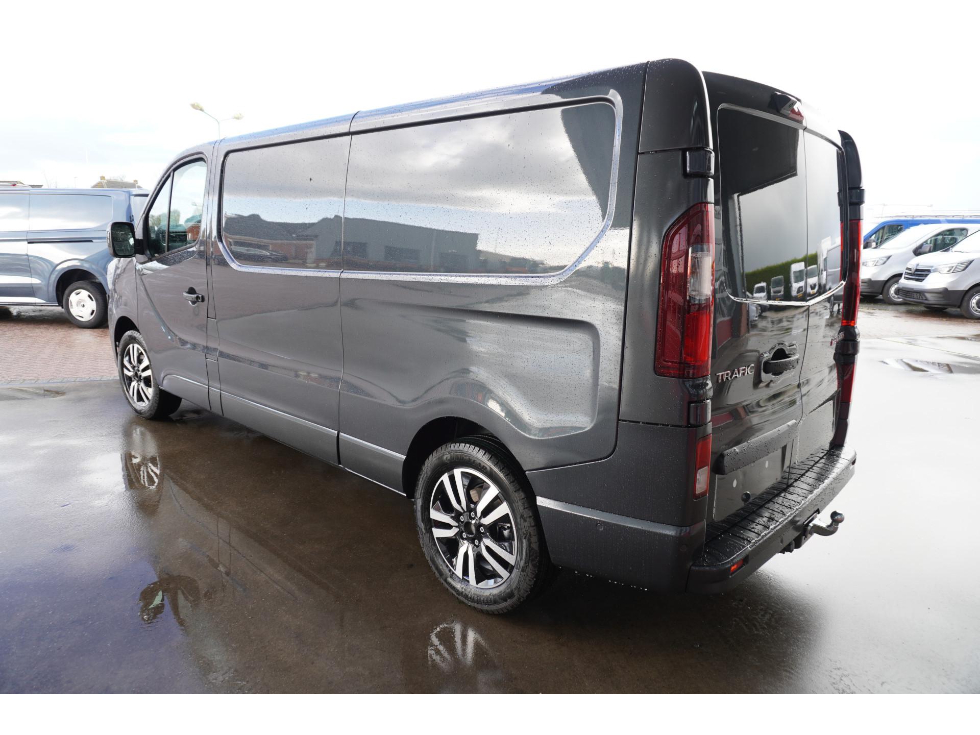 Foto 7 van Renault 2.0 Blue dCi 170PK T30 L2H1 Extra Automaat