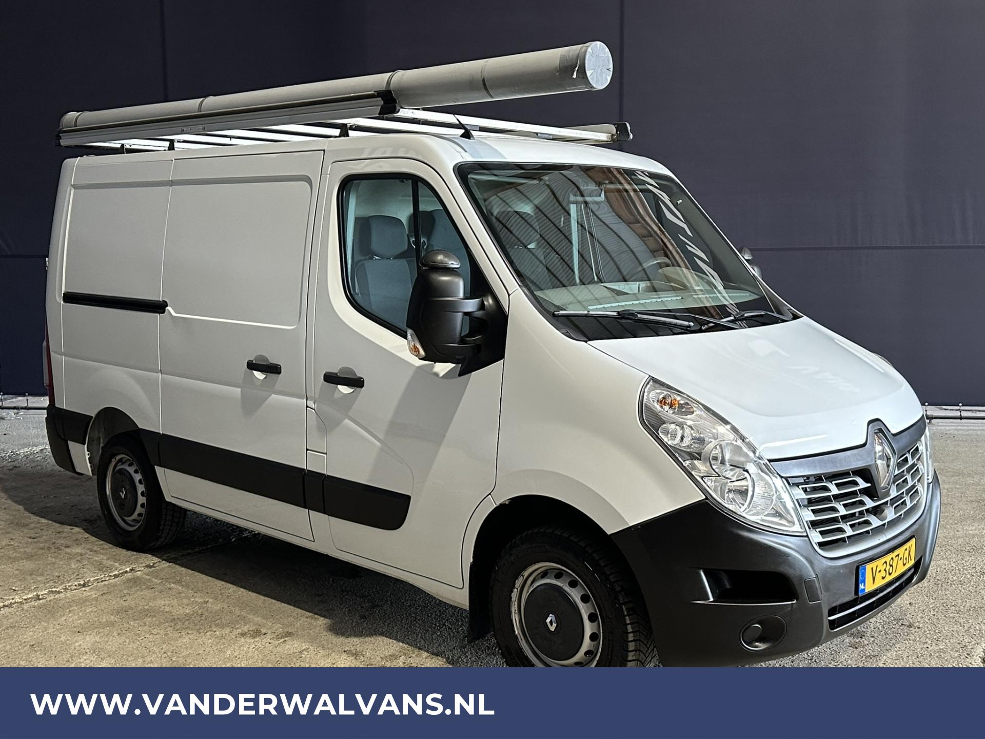 Foto 11 van Renault Master 2.3 dCi 146pk L1H1 Euro6 Airco | Imperiaal | Camera | Navigatie | Trekhaak