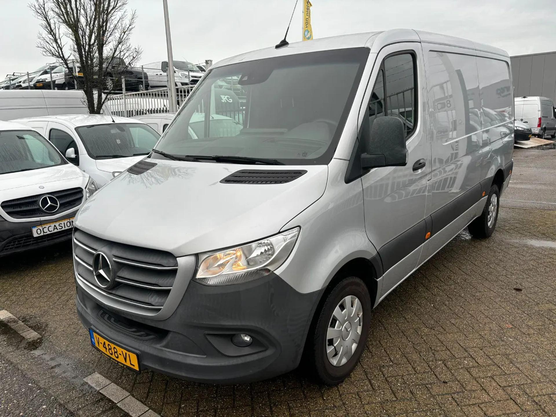 Foto 2 van Mercedes-Benz 316CDI L2H1 Automaat Airco Cruisecontrol Camera