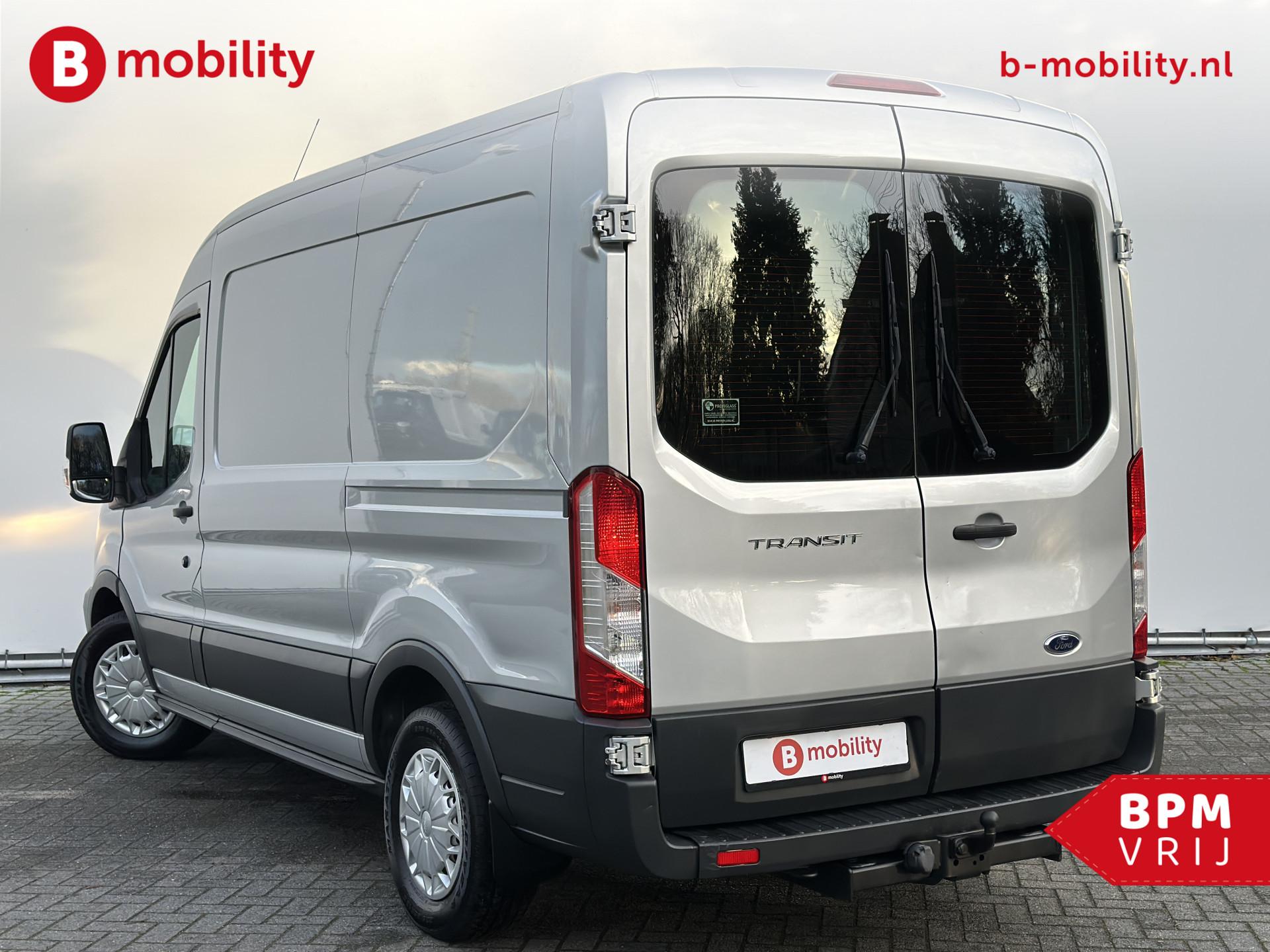 Foto 3 van Ford 290 2.2 TDCI 155PK L2H2 Trend Trekhaak 2800kg