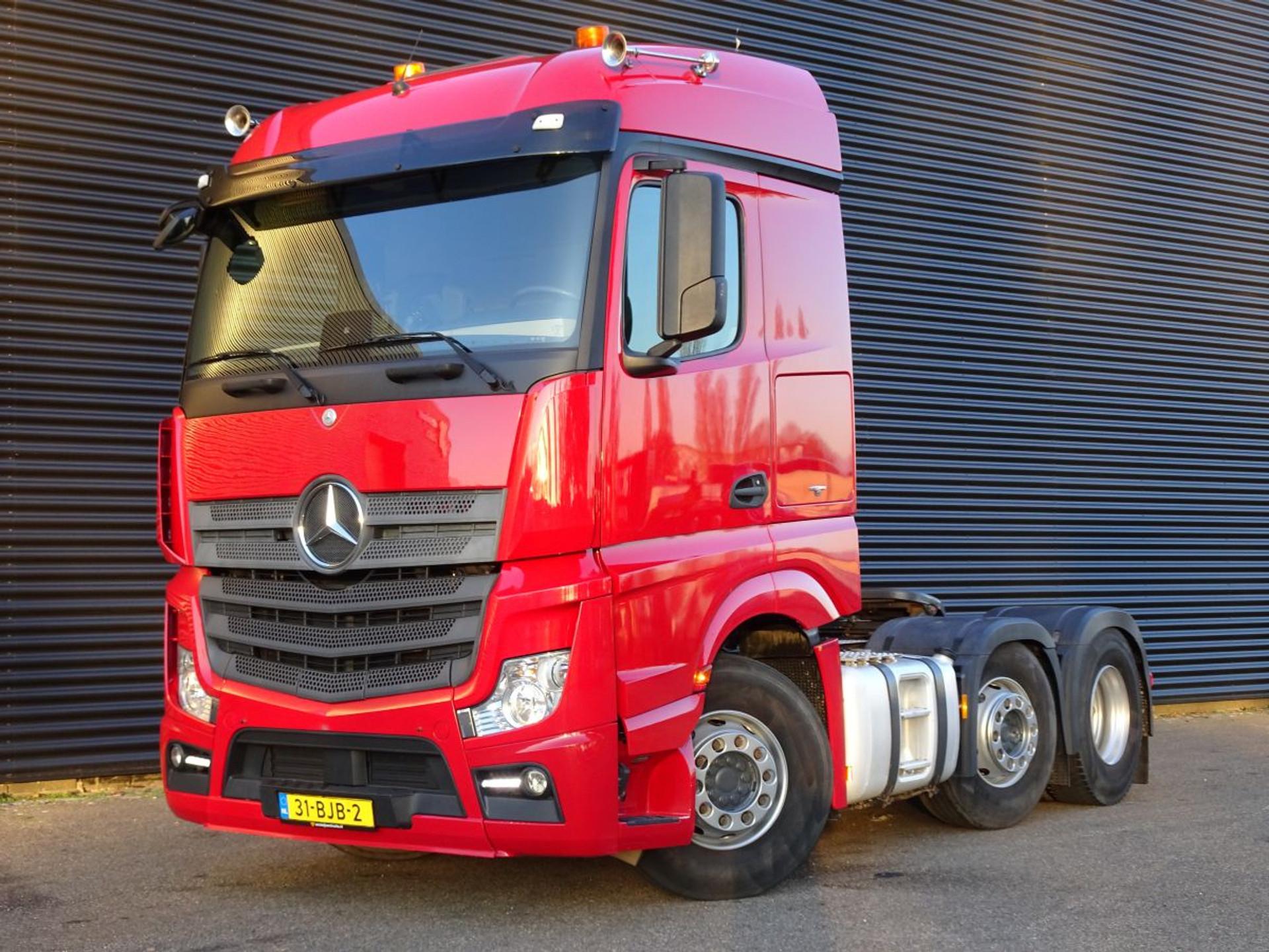 Foto 1 van Mercedes-Benz ACTROS 2645 / 6X2/4 / HYDRAULIC / 364 dkm!