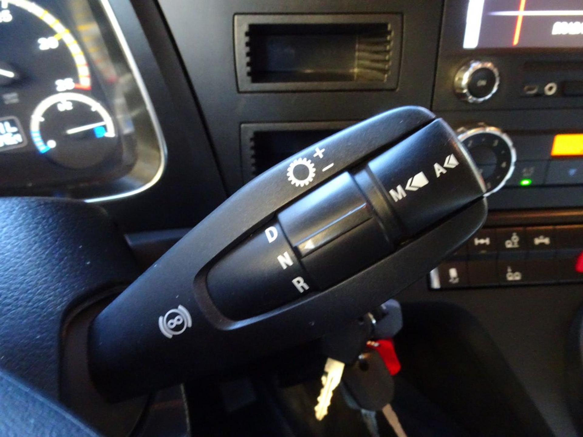Foto 11 van Mercedes-Benz ACTROS 2645 / 6X2/4 / HYDRAULIC / 364 dkm!