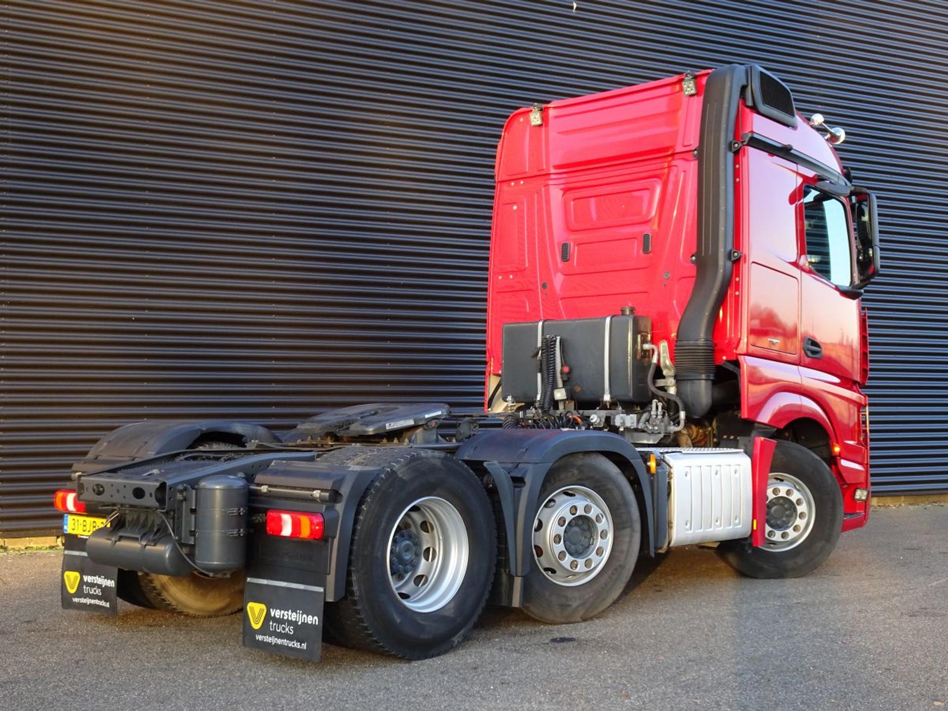 Foto 4 van Mercedes-Benz ACTROS 2645 / 6X2/4 / HYDRAULIC / 364 dkm!
