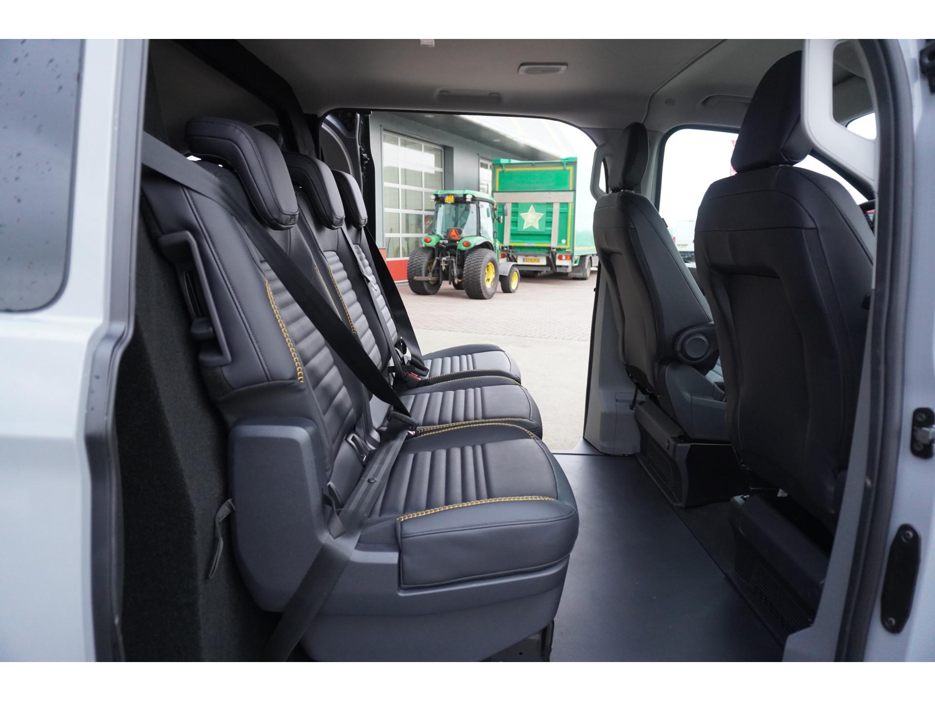 Foto 12 van Ford 320L 2.0 TDCI 170PK L2H1 Trail DubbelCabine AWD Automaat Schuifdeur L/R