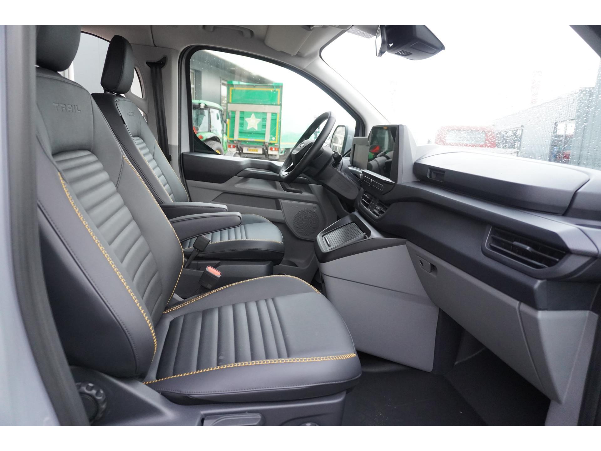 Foto 13 van Ford 320L 2.0 TDCI 170PK L2H1 Trail DubbelCabine AWD Automaat Schuifdeur L/R