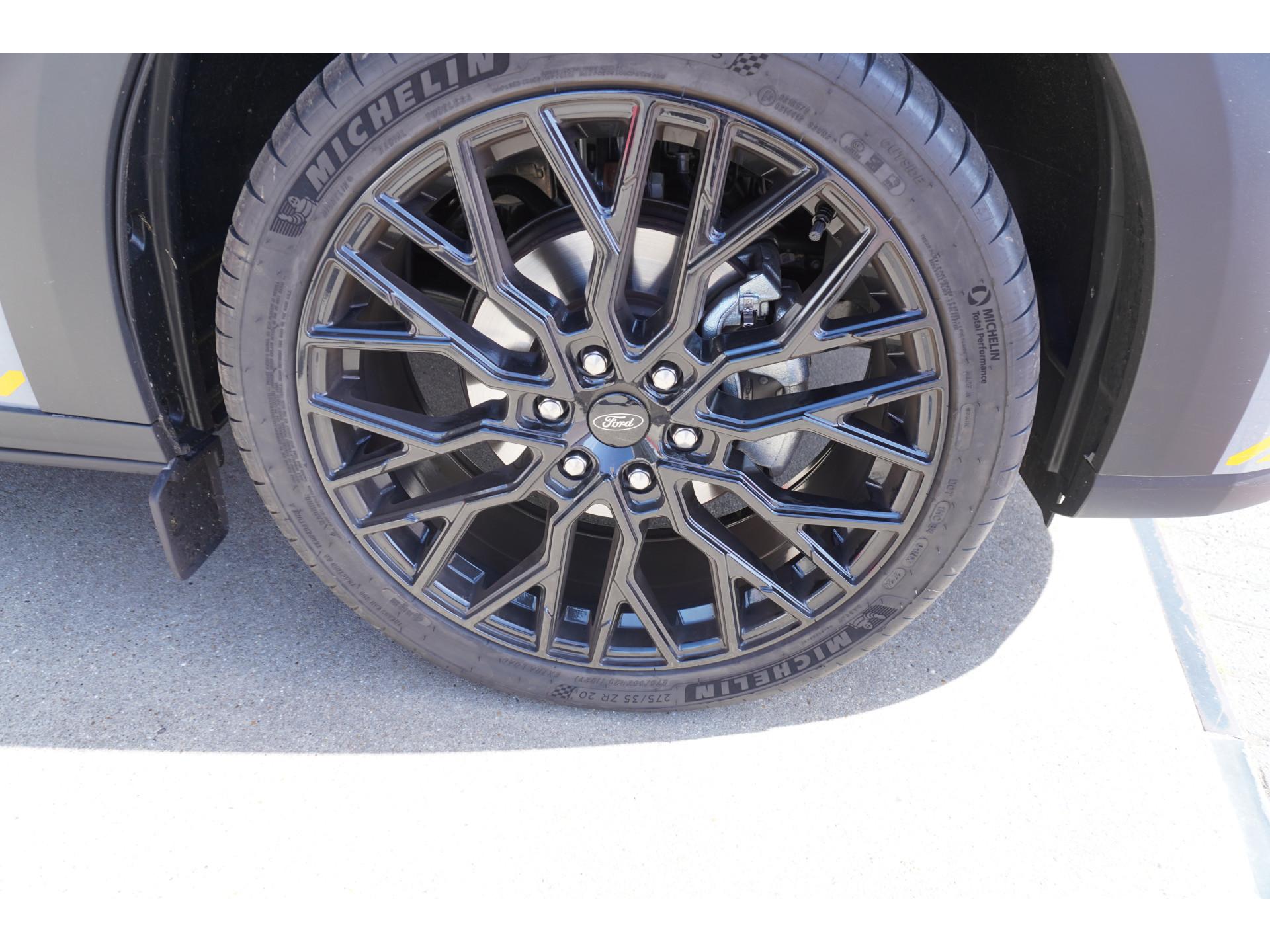 Foto 15 van Ford 320L 2.0 TDCI 170PK L2H1 Trail DubbelCabine AWD Automaat Schuifdeur L/R