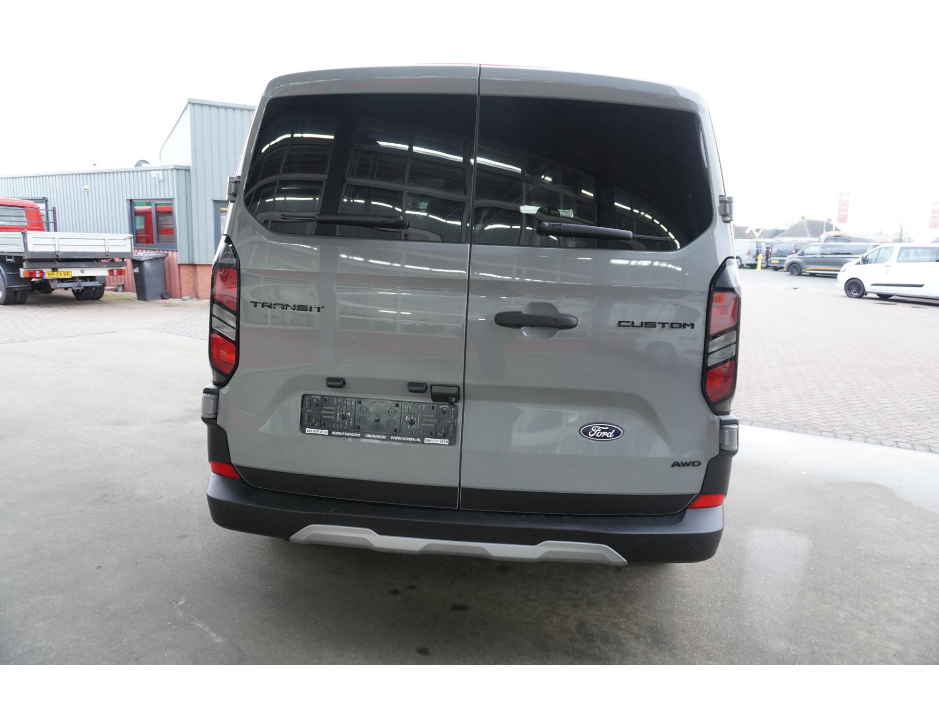 Foto 6 van Ford 320L 2.0 TDCI 170PK L2H1 Trail DubbelCabine AWD Automaat Schuifdeur L/R