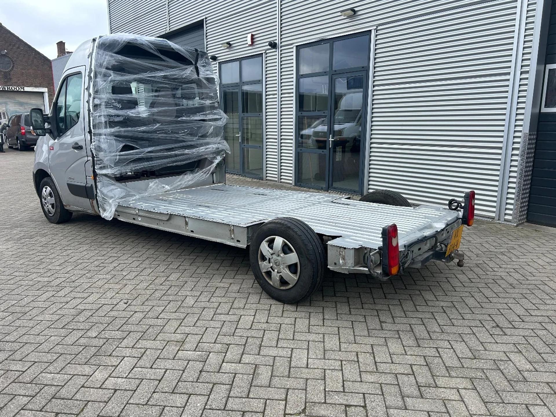 Foto 6 van Renault Master 2.3DCI L3 Chassis Cabine Platform 165PK Airco