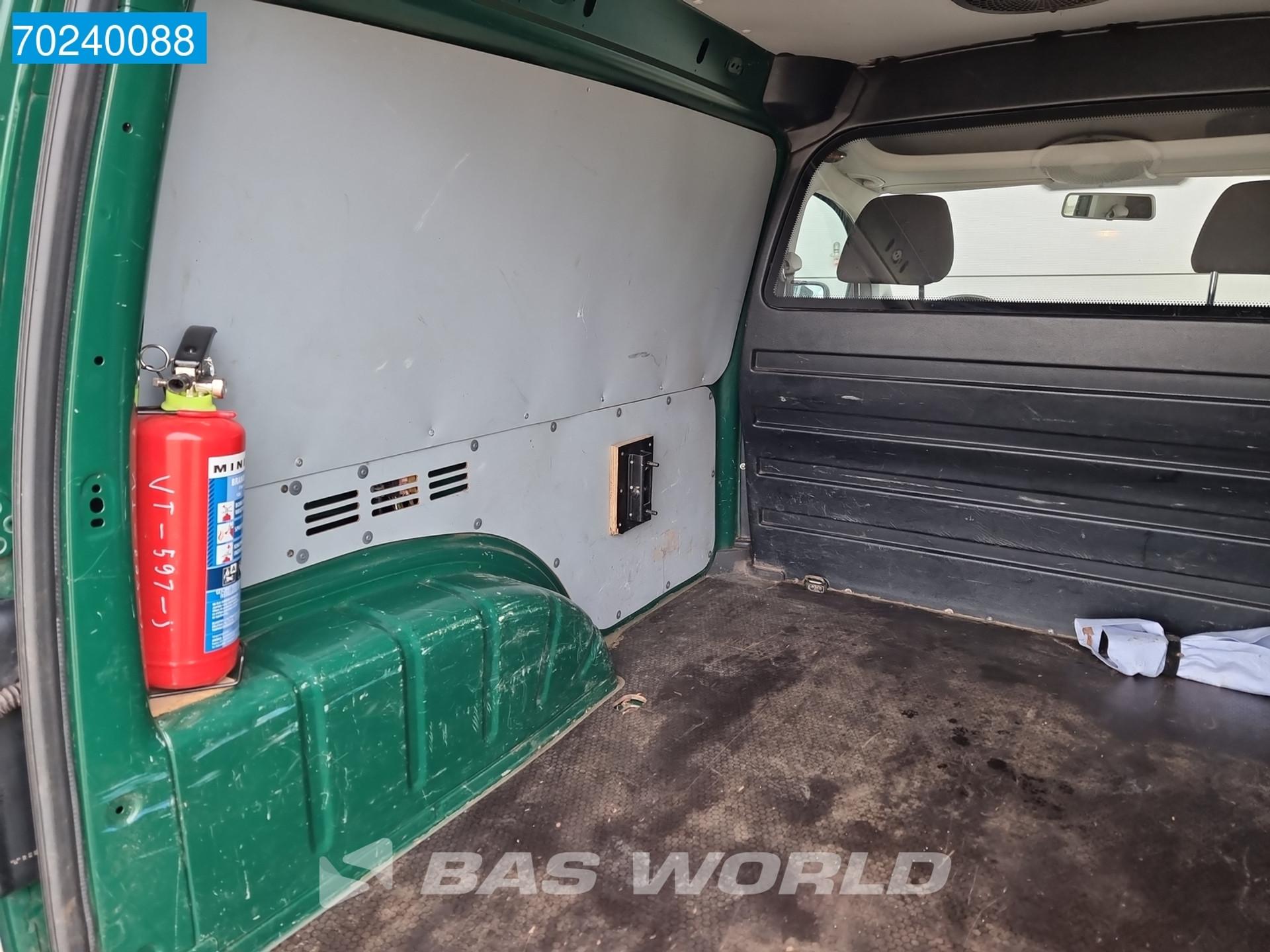 Foto 9 van Volkswagen Caddy 110PK L1H1 4-Motion Euro6 Airco Trekhaak 4x4 4WD Allrad 3m3 Airco Trekhaak Cruise control