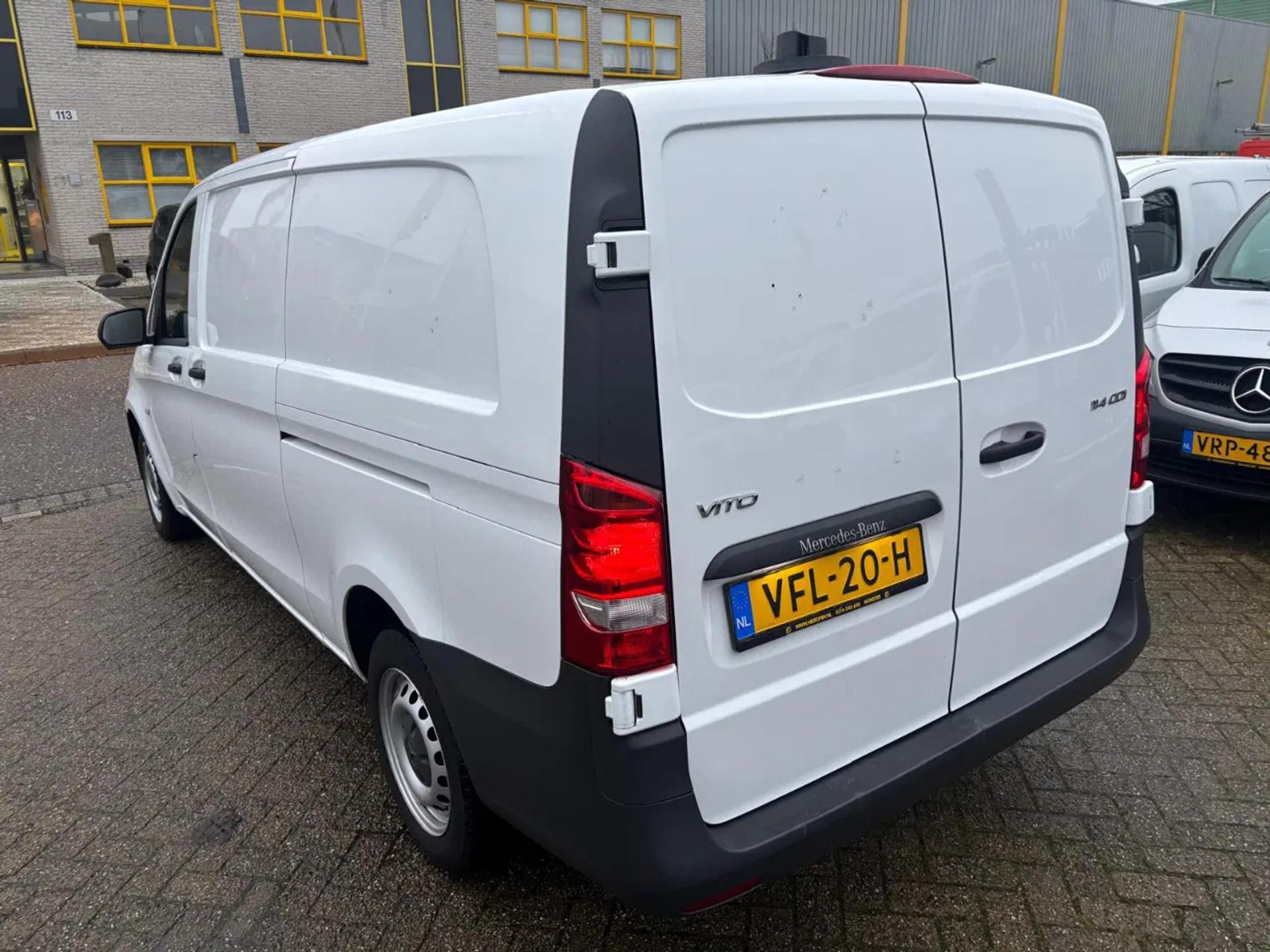 Foto 5 van Mercedes-Benz 114CDI L2H1 Automaat Cruisecontrol Navi Dubbele schuifdeur EURO 6