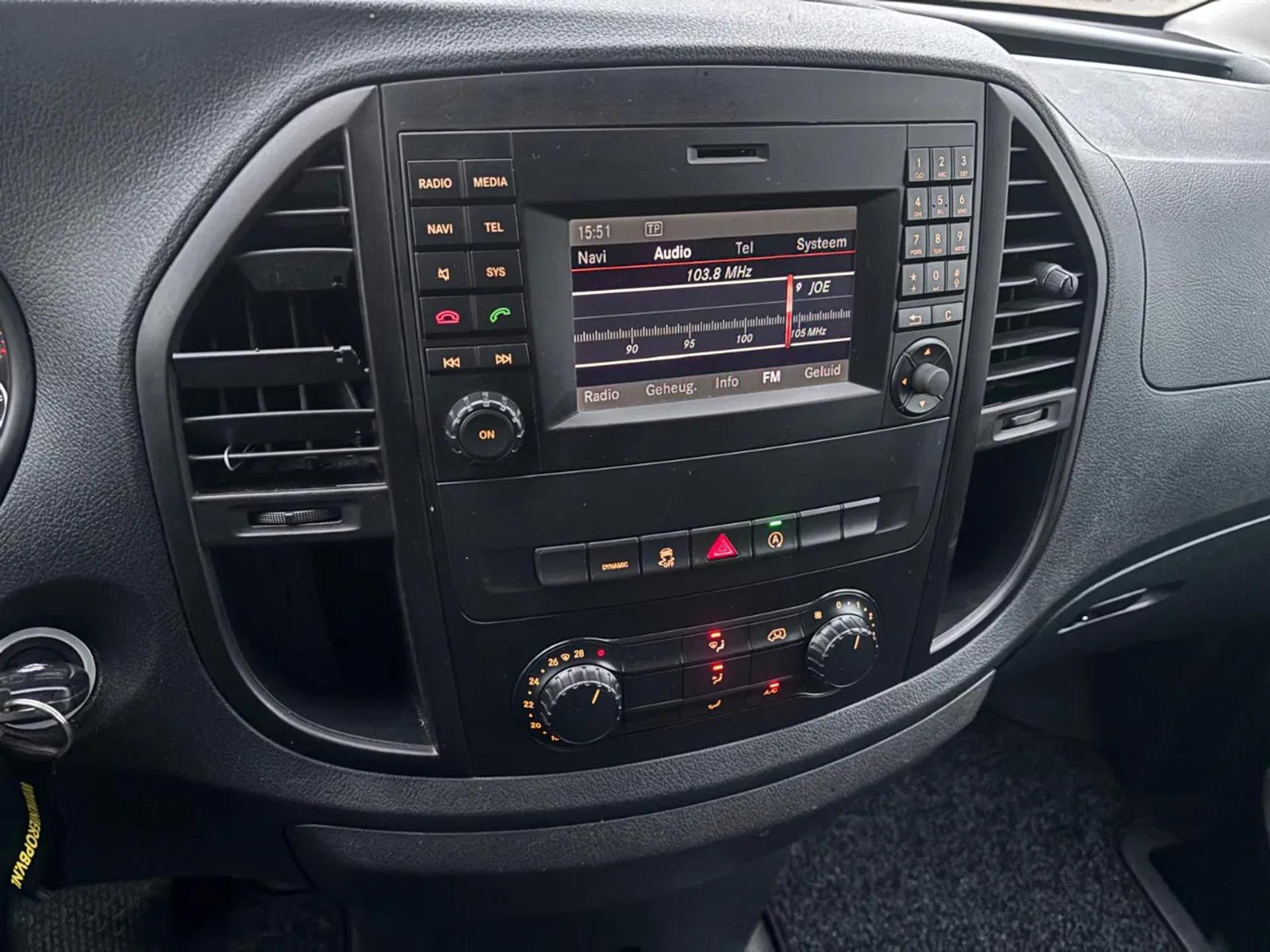 Foto 6 van Mercedes-Benz 114CDI L2H1 Automaat Cruisecontrol Navi Dubbele schuifdeur EURO 6