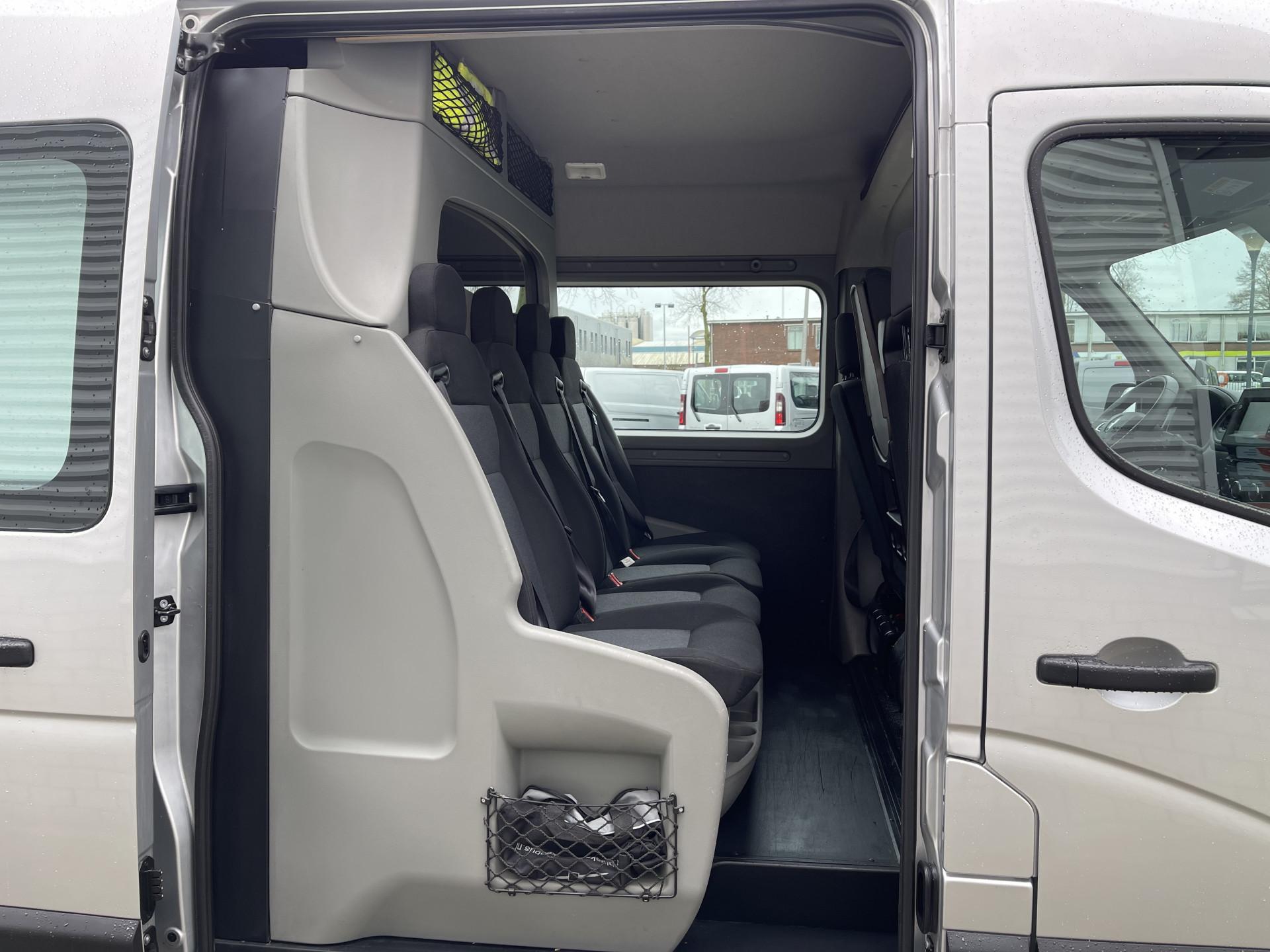 Foto 17 van Renault Master T35 2.3 dCi 135 L3H2 DC 7 persoons / vaste prijs rijklaar € 25.850 ex btw / lease vanaf € 462