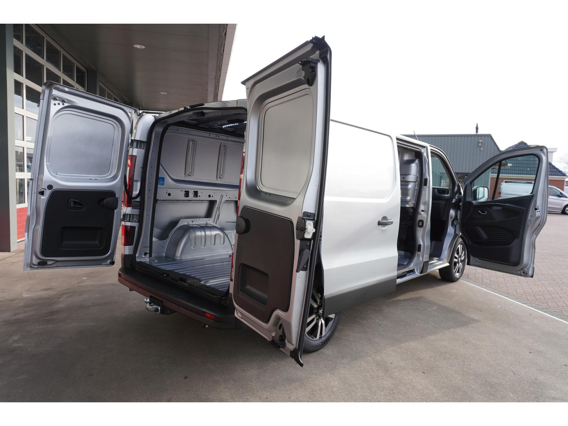 Foto 14 van Renault Trafic 2.0 dCi 170PK T30 L2H1 Luxe Automaat Schuifdeur L/R