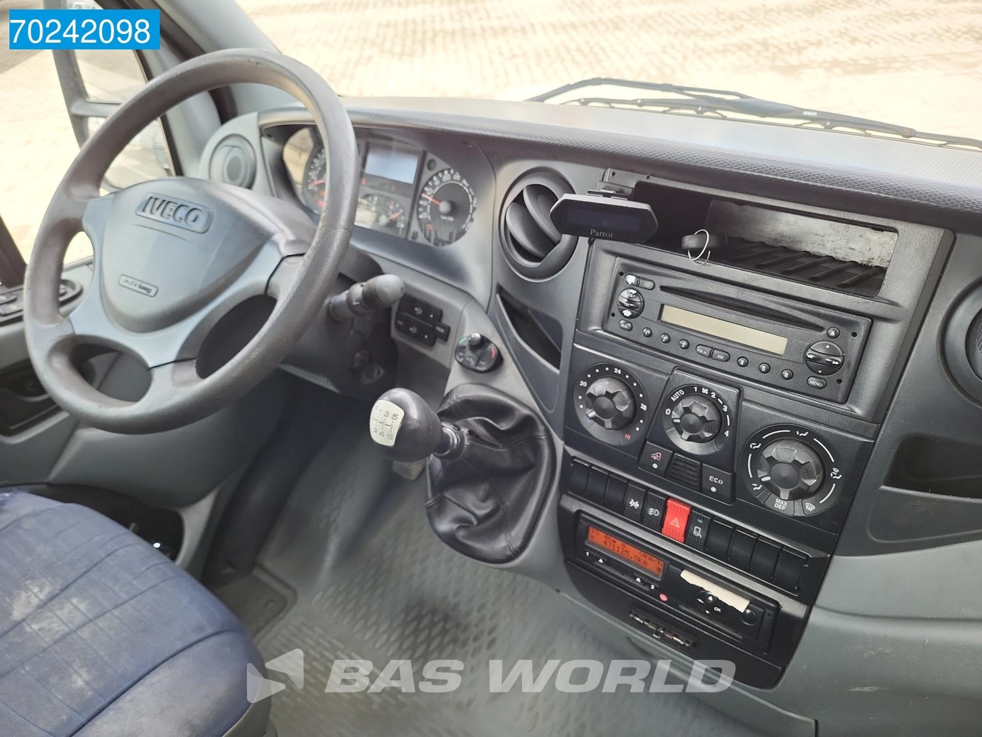 Foto 11 van Iveco 40C18 BE combinatie Iveco Daily Veldhuizen Oplegger BE Trekker Cruise control