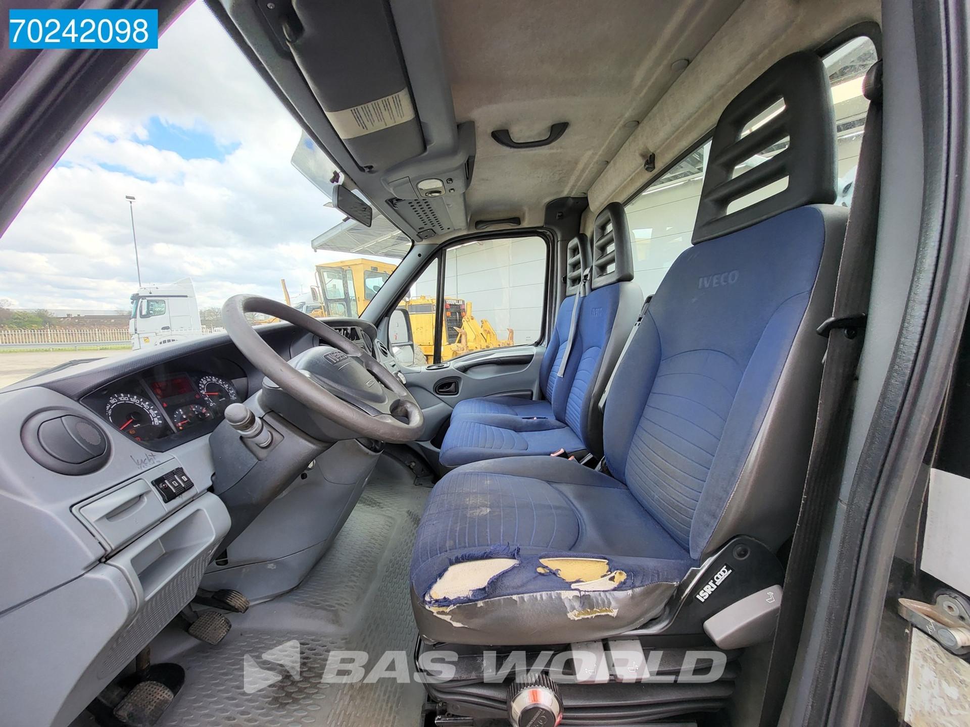 Foto 14 van Iveco 40C18 BE combinatie Iveco Daily Veldhuizen Oplegger BE Trekker Cruise control