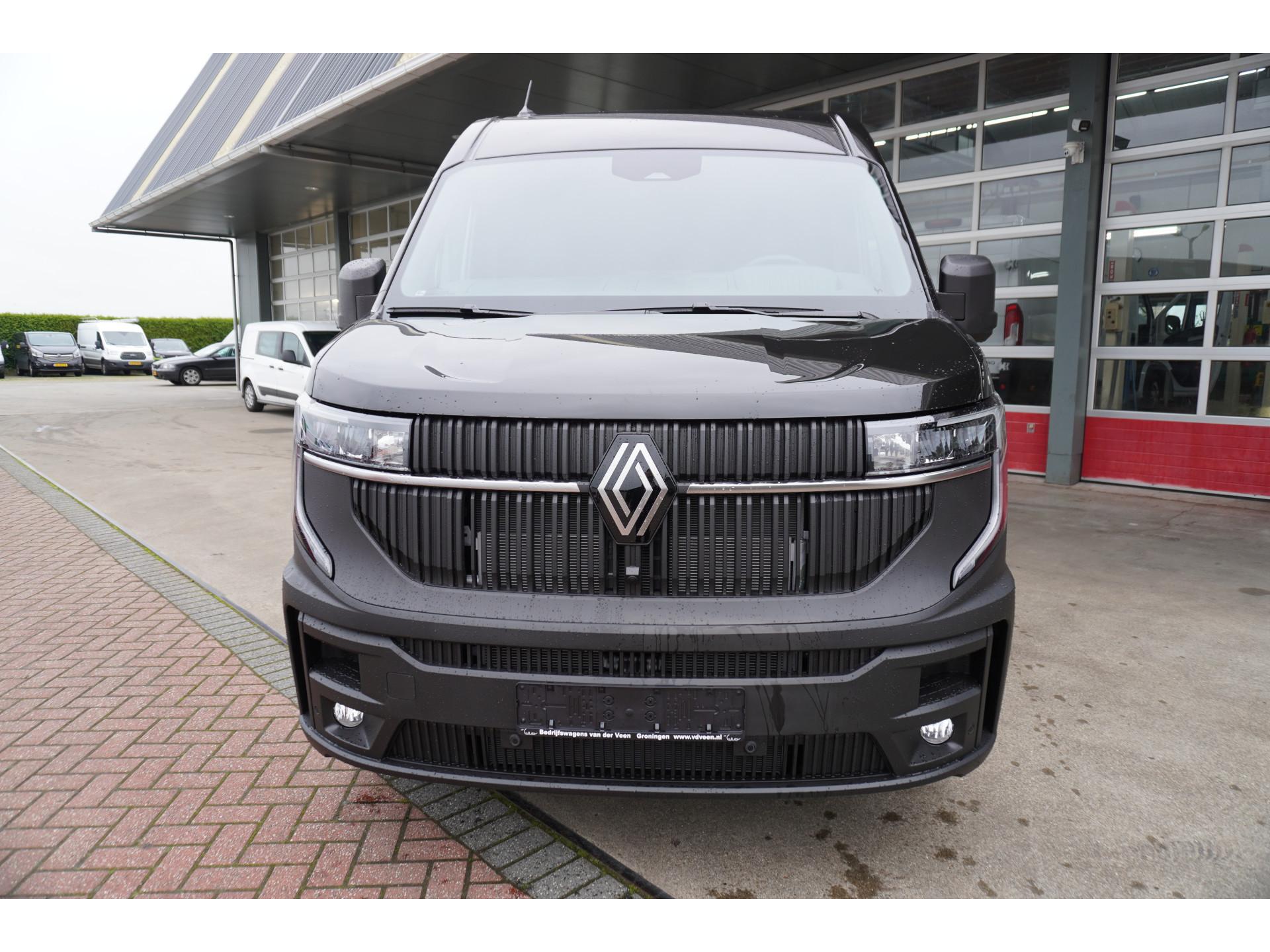 Foto 11 van Renault T35 2.0 dCi 170PK L3H2 Extra Schuifdeur links en Rechts