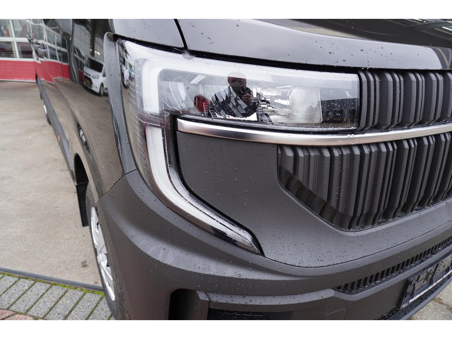 Foto 12 van Renault T35 2.0 dCi 170PK L3H2 Extra Schuifdeur links en Rechts