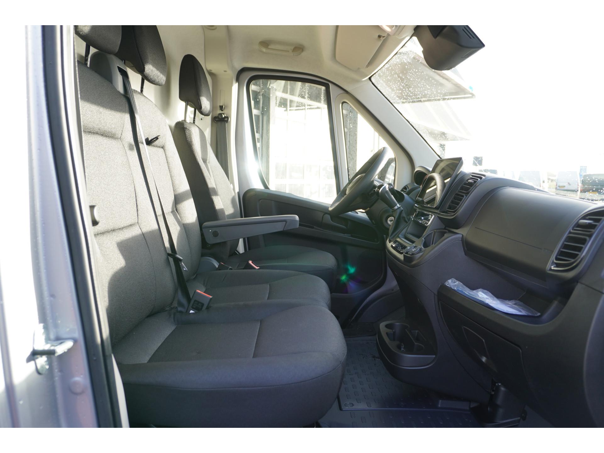 Foto 12 van Fiat 2.2 MultiJet 180PK S&S L4H3 techno Automaat
