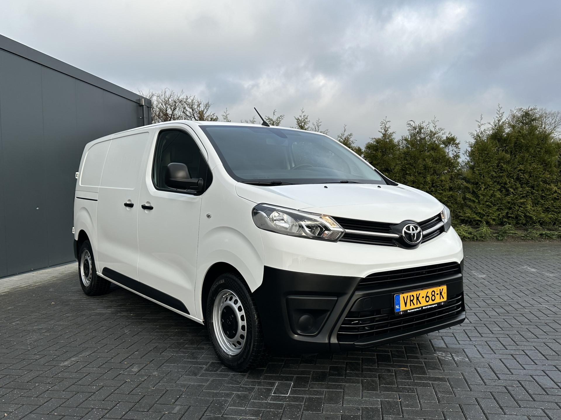 Foto 5 van Toyota 2.0 D-4D 145 PK / 1e EIGENAAR / 34.774 KM / INRICHTING / CRUISE / AIRCO / APPLE CARPLAY / ANDROID AUTO