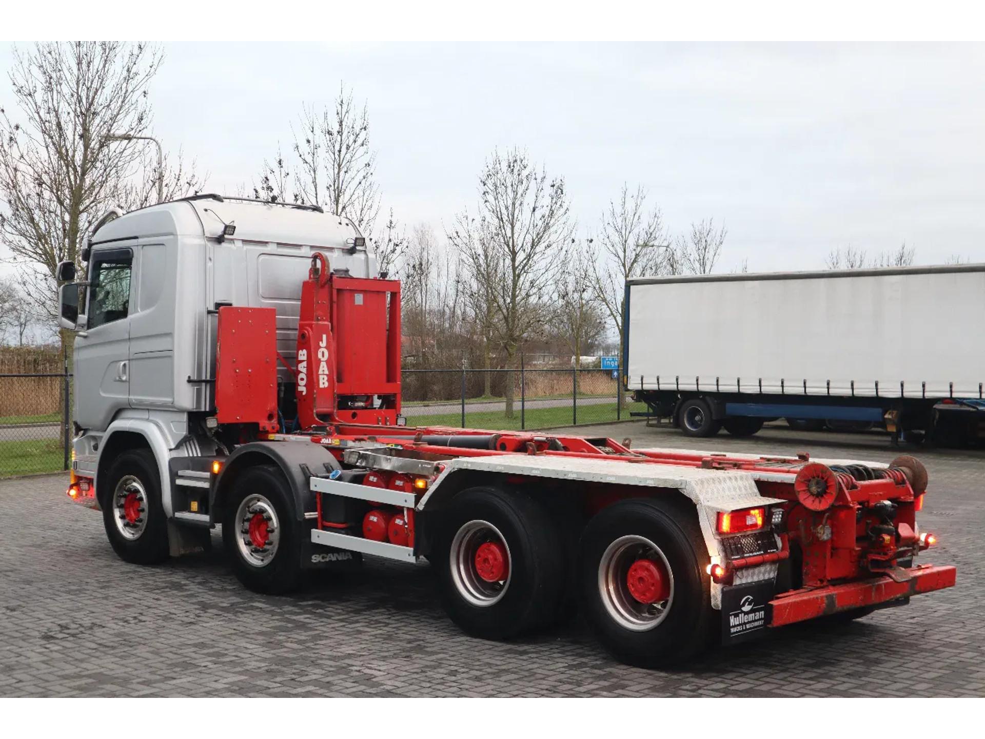Foto 9 van Scania R490 8X4 | JOAB HOOK | RETARDER | BIG AXLES | INCL CONTAINER