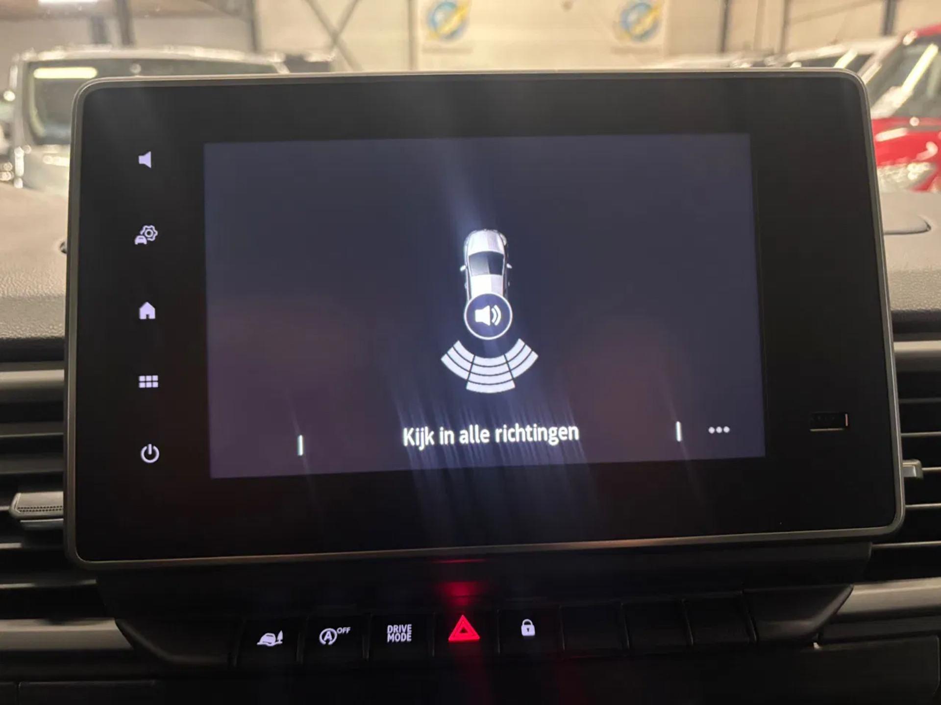 Foto 21 van Renault 2.0DCI L2H1 Automaat Dubbele Schuifdeuren Airco Navi Cruisecontrol NIEUW