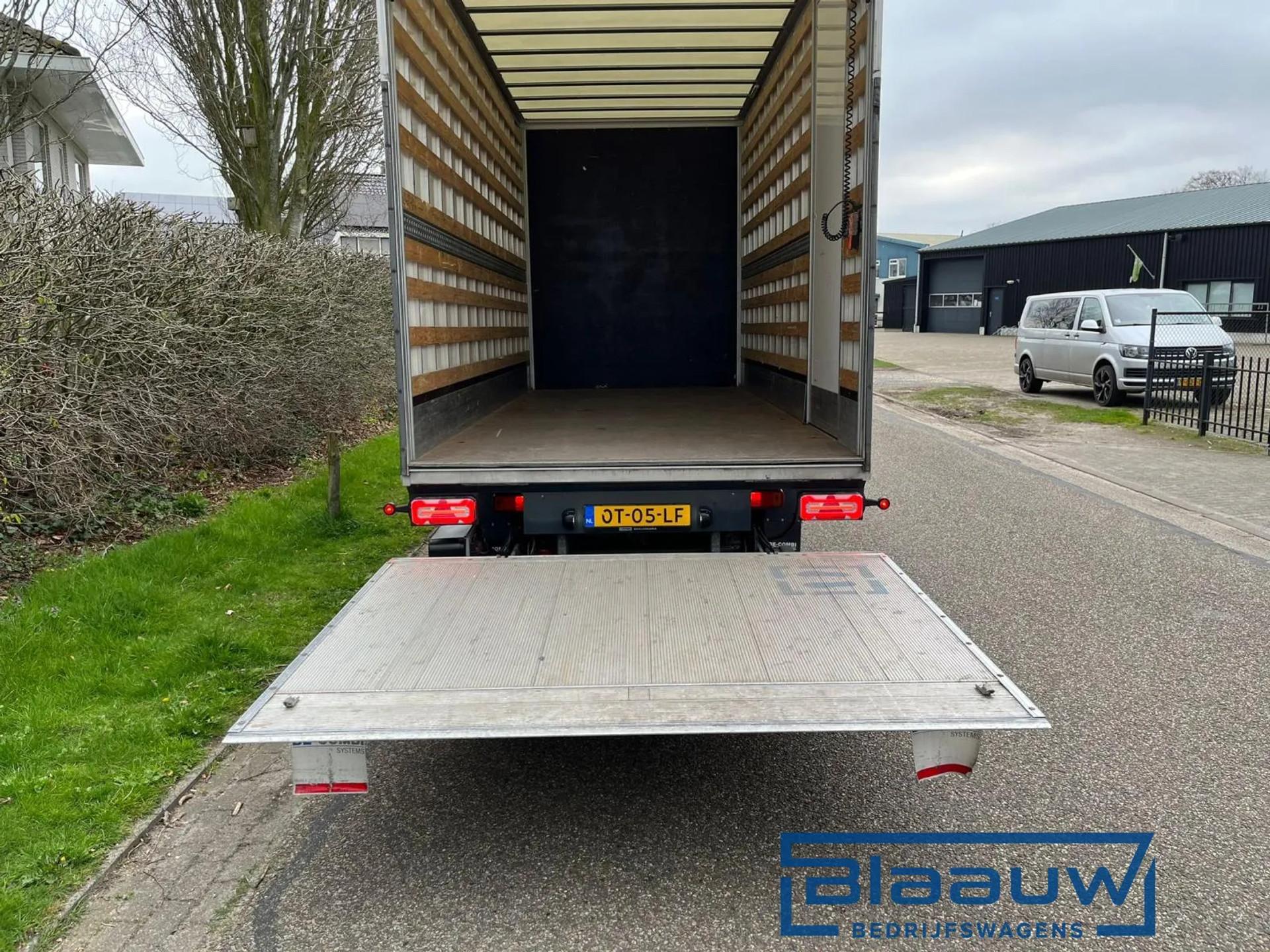 Foto 11 van Iveco Daily 40C18 Hi Matic BE Combi Clixtar | Laadklep