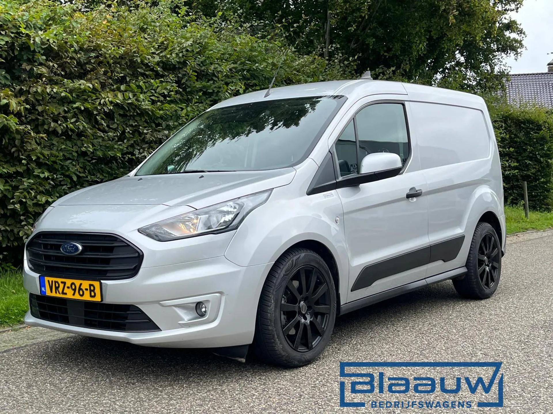 Foto 1 van Ford Transit Connect L1 1.5 Automaat | Inrichting | Trekhaak