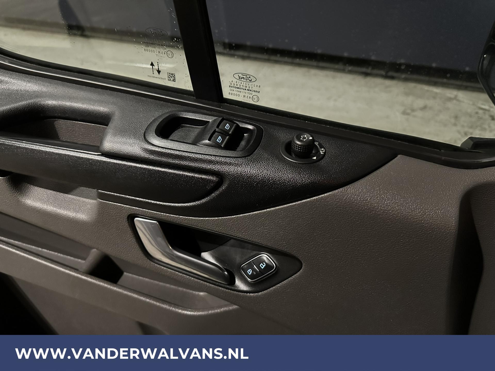 Foto 19 van Ford Transit Custom 2.0 TDCI L2H1 Euro6 Airco | Camera | Apple Carplay | Android Auto | Cruisecontrol | LED