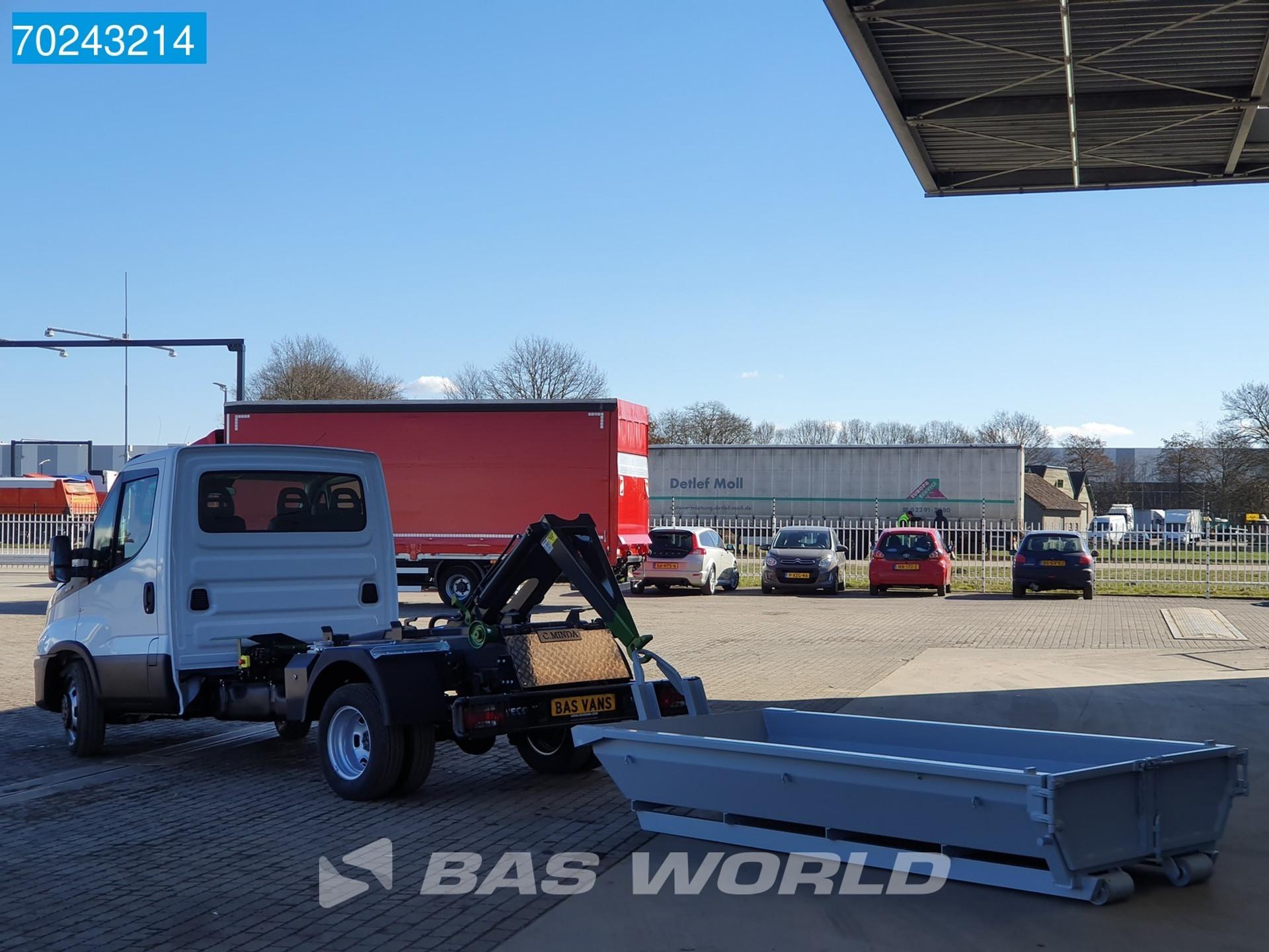 Foto 3 van Iveco 35C16 3.0 Haakarm Kipper Hooklift Abrollkipper 3Ton Airco Cruise control