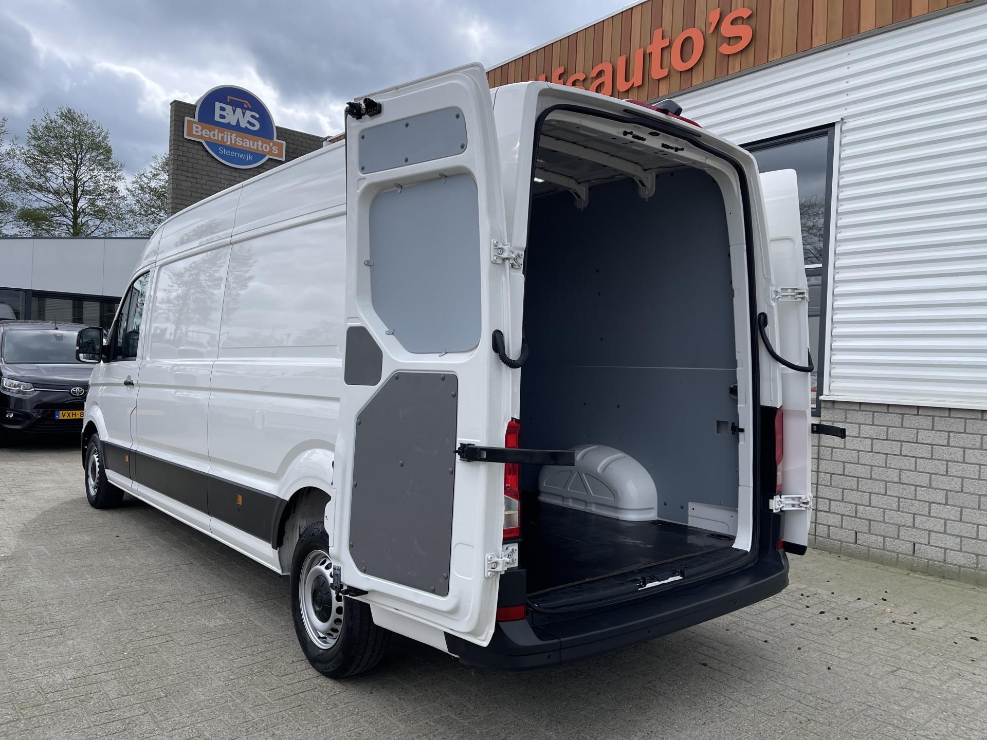 Foto 13 van Volkswagen Crafter 35 2.0 TDI L4H3 ( L3H2 ) Comfortline / vaste prijs rijklaar € 28.950 ex btw / direct leverbaar