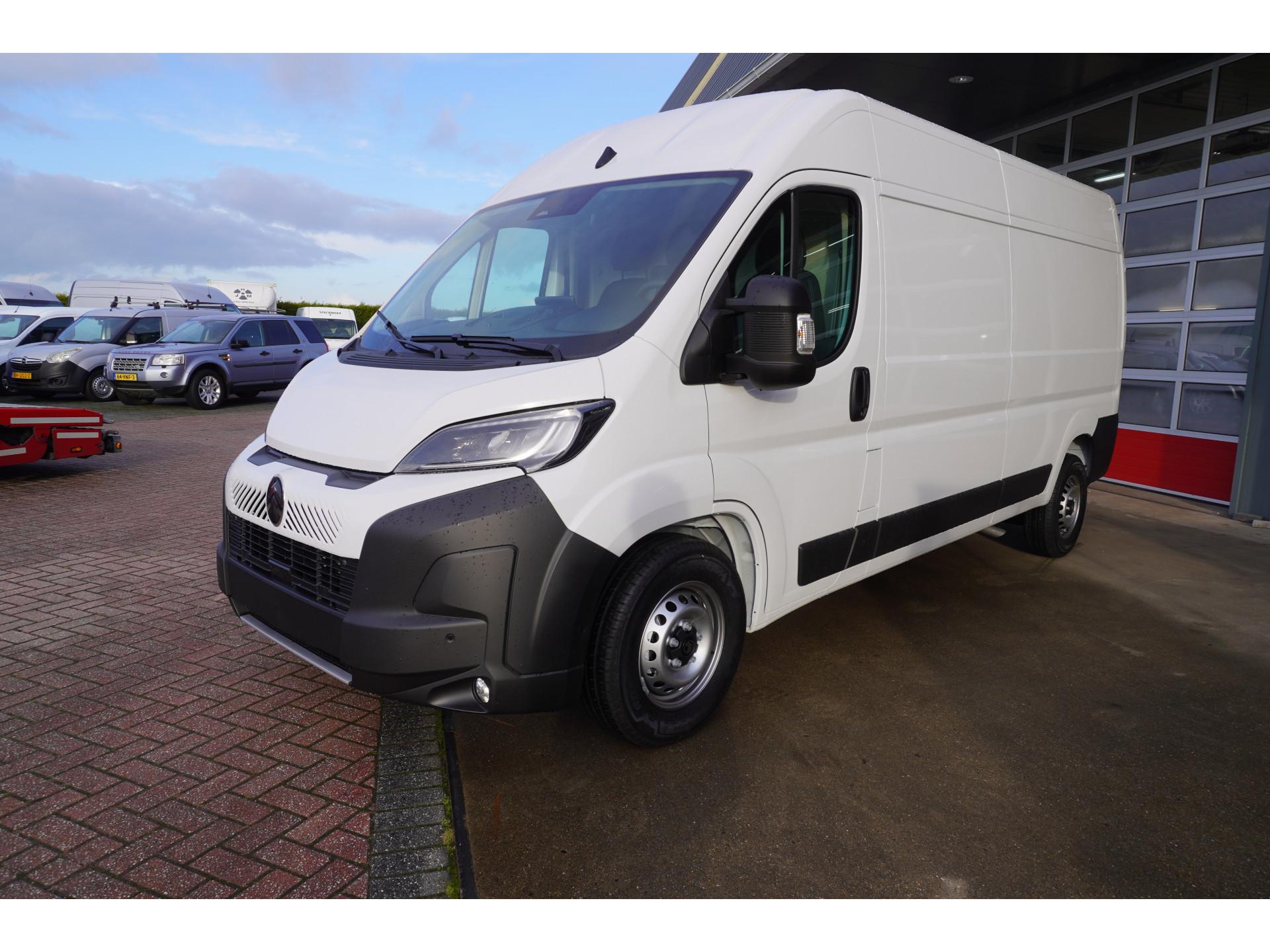 Foto 9 van Citroën 335 2.2 BlueHDi 180PK L3H2 Automaat