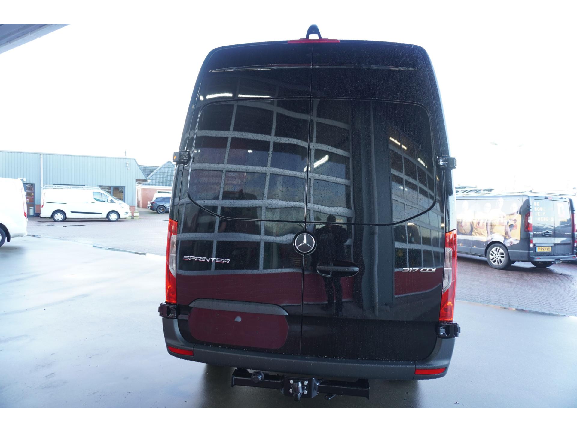 Foto 6 van Mercedes-Benz 317 CDI 170PK L2H2 Pro automaat Schuifdeur Links en Rechts