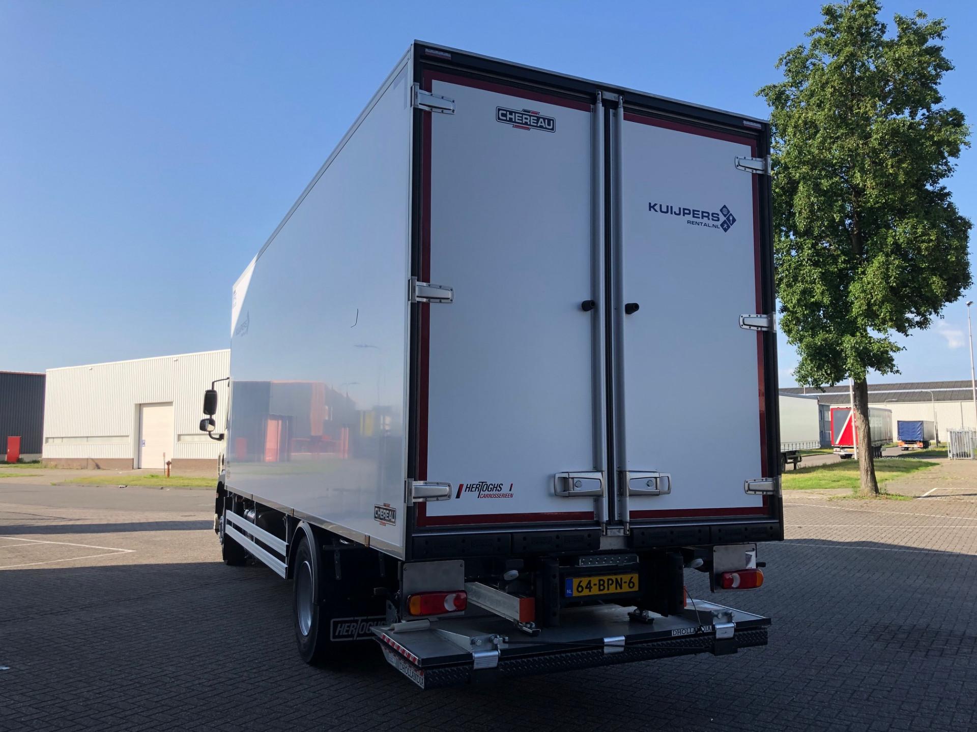 Foto 7 van DAF CF 260 FA / Carrier Koeler