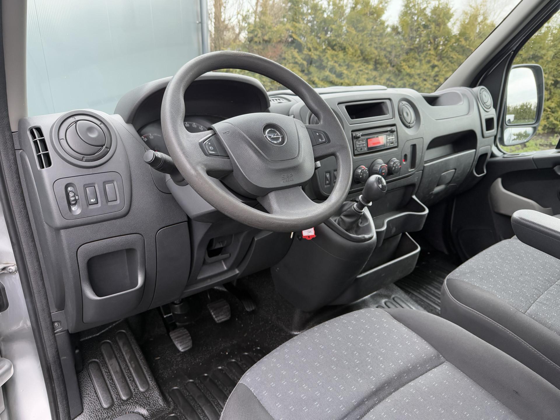 Foto 6 van Opel 2.3 CDTI 3.5T / PICK UP / 2.5T TREKHAAK / AIRCO / CRUISE / 3-ZITS