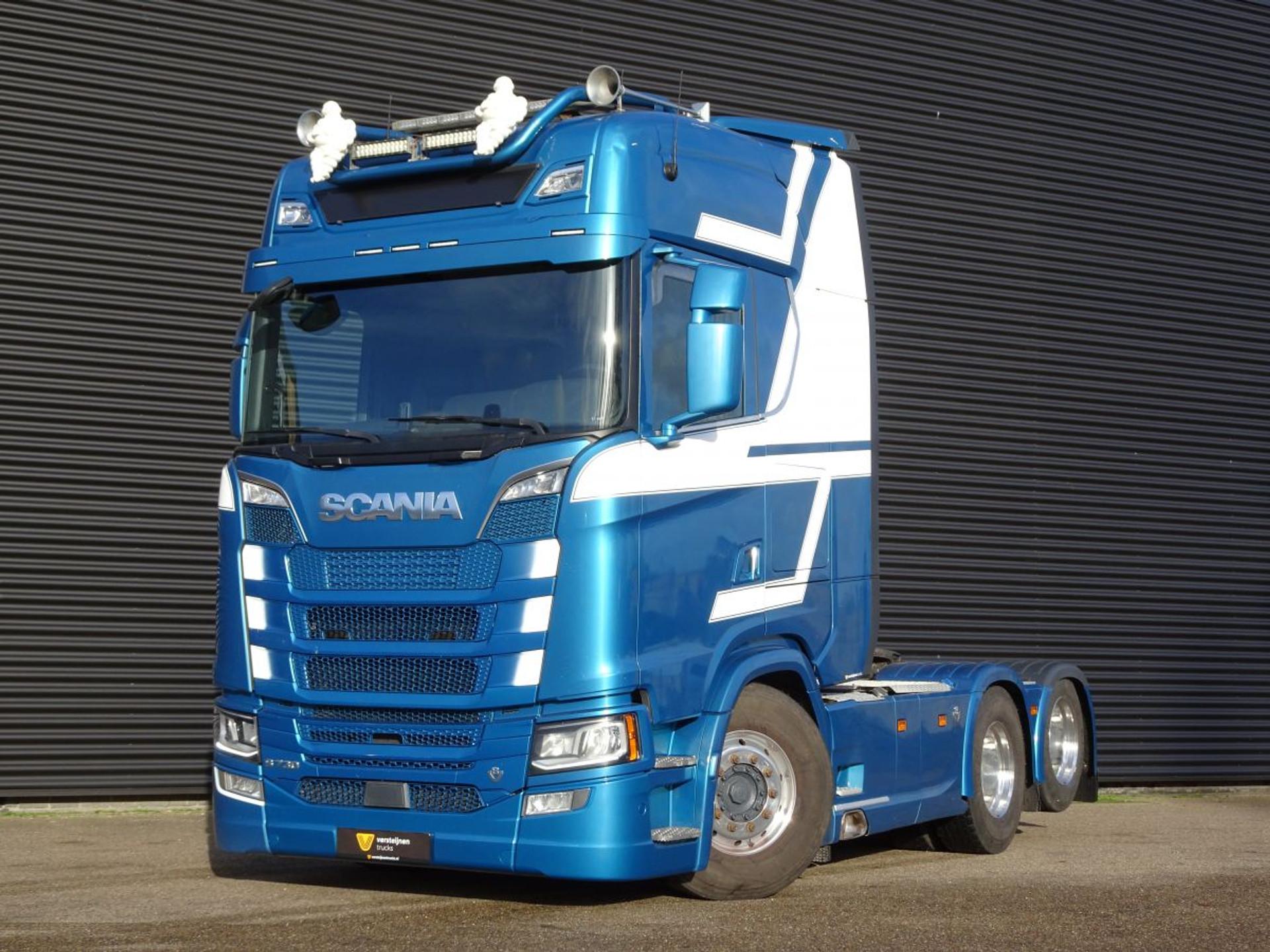 Foto 1 van Scania S730 V8 / 6x2 / BOOGIE / PARK COOLER / RETARDER / FULL AIR