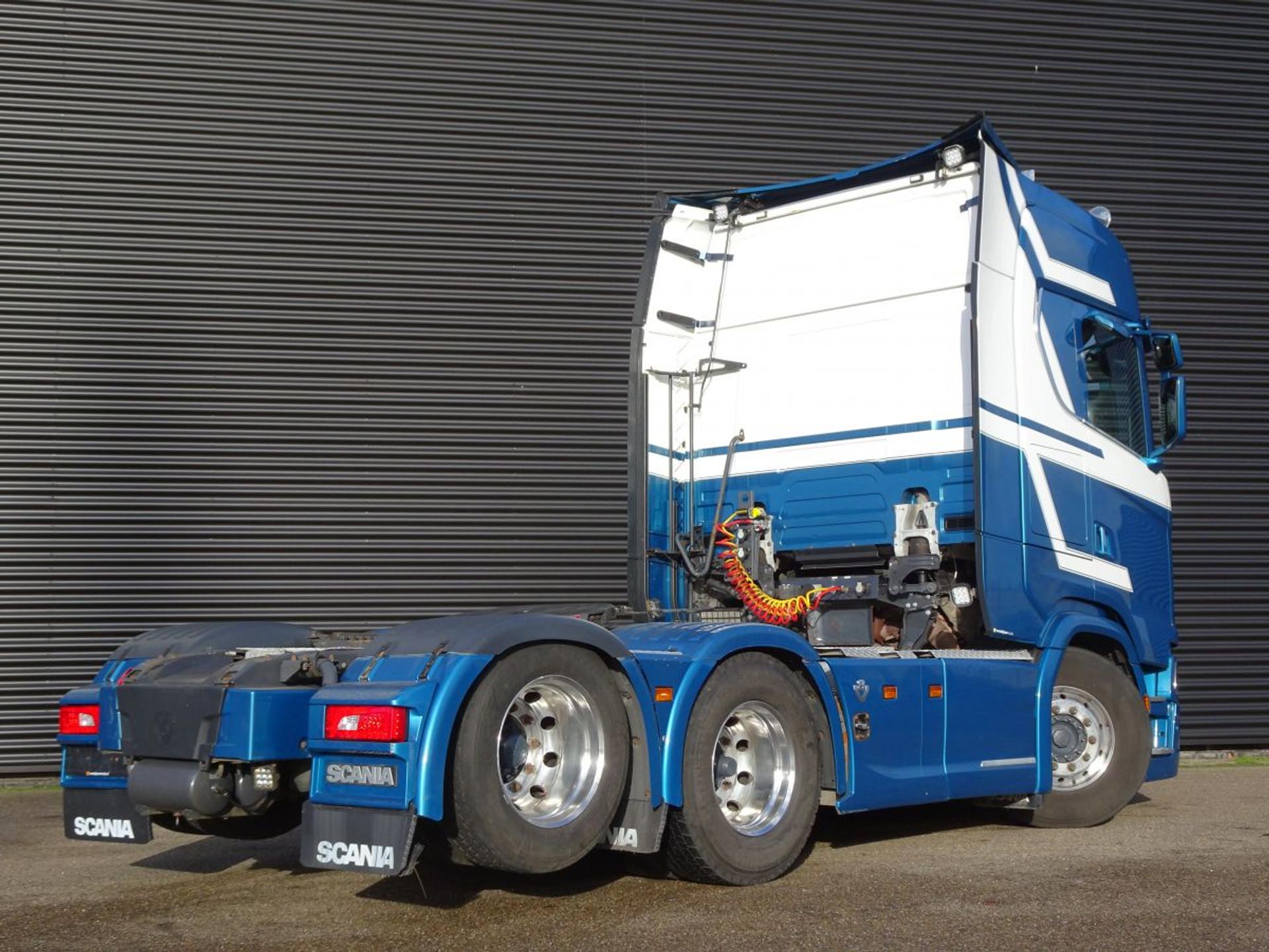 Foto 4 van Scania S730 V8 / 6x2 / BOOGIE / PARK COOLER / RETARDER / FULL AIR