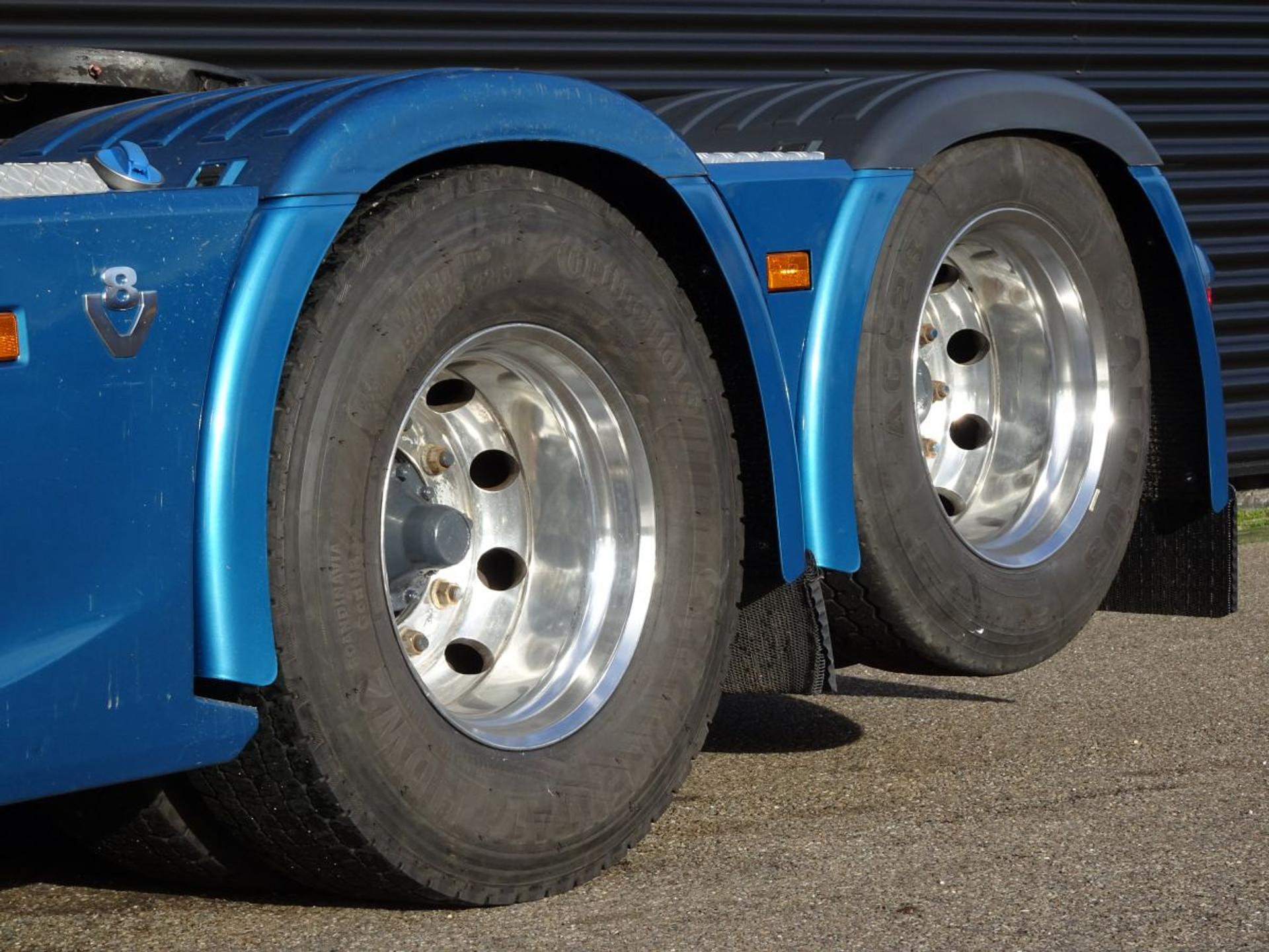 Foto 6 van Scania S730 V8 / 6x2 / BOOGIE / PARK COOLER / RETARDER / FULL AIR