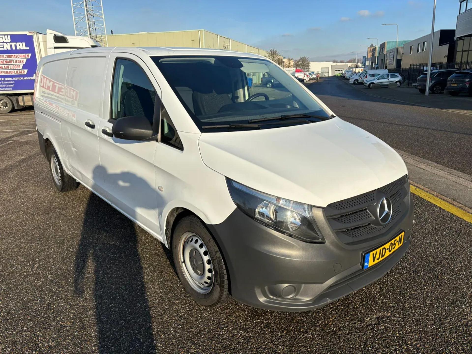 Foto 3 van Mercedes-Benz 110CDI L3H1 Airco Cruisecontrol EURO 6