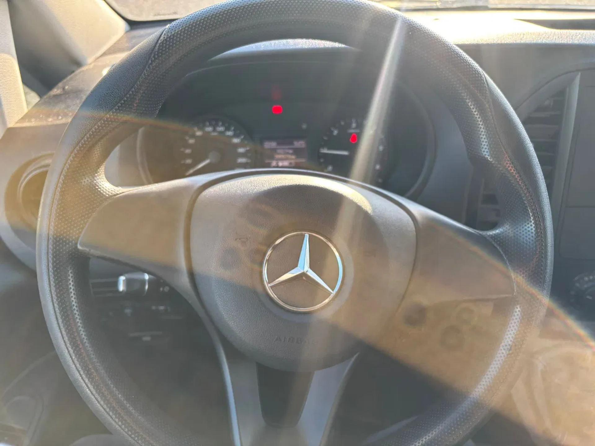 Foto 8 van Mercedes-Benz 110CDI L3H1 Airco Cruisecontrol EURO 6