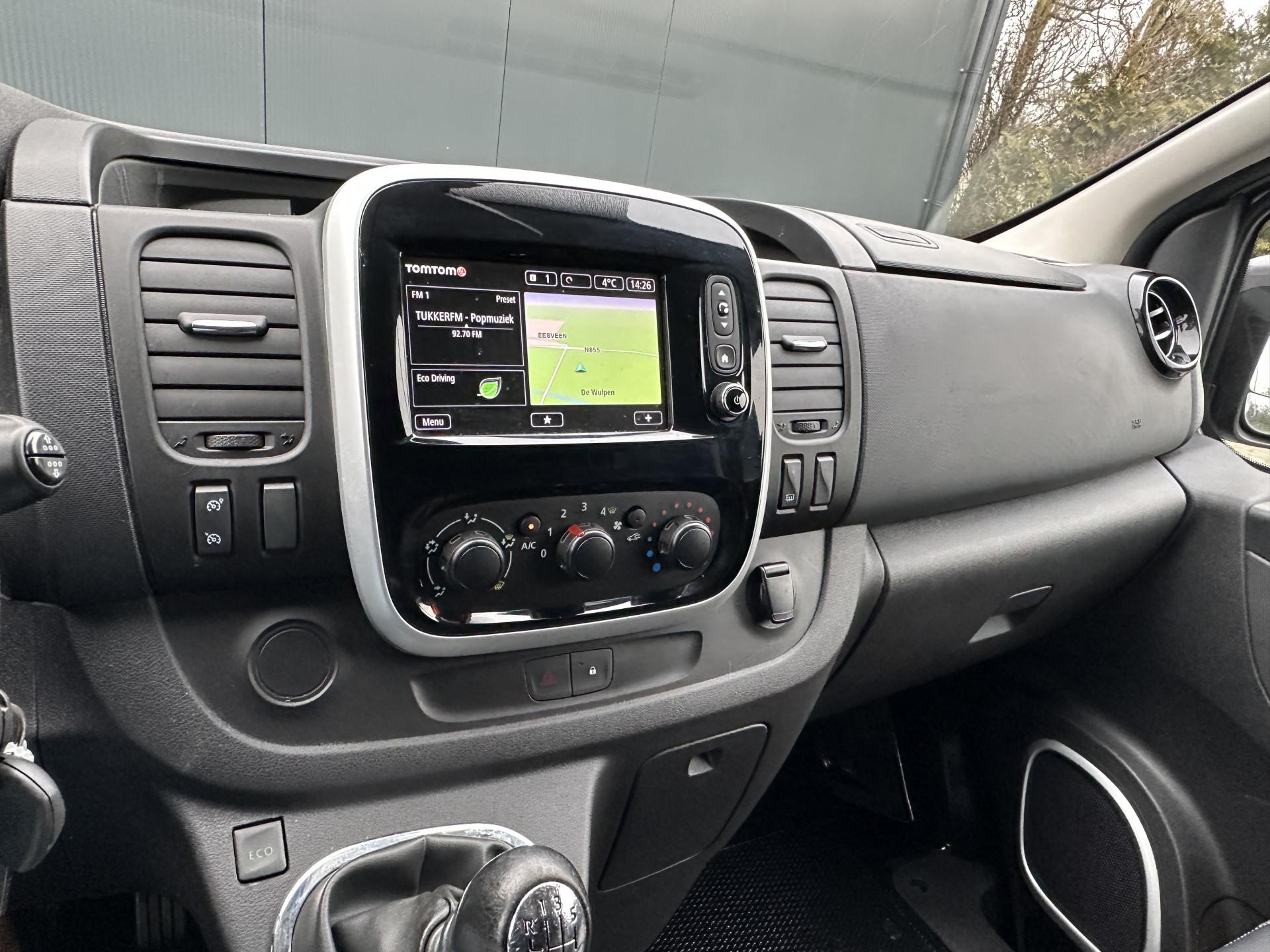 Foto 12 van Opel 1.6 CDTI 122 PK SPORT / L1H1 / Edition / 2x SCHUIFDEUR / CAMERA / AIRCO / CRUISE / 3-ZITS / ACHTERKLEP