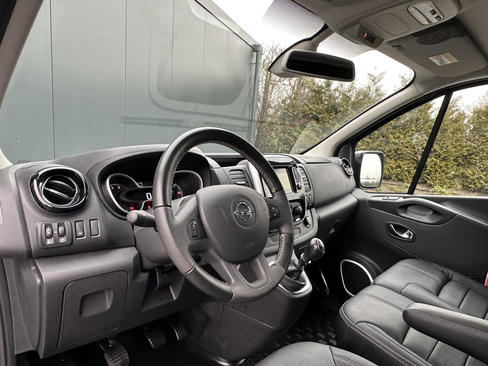 Foto 6 van Opel 1.6 CDTI 122 PK SPORT / L1H1 / Edition / 2x SCHUIFDEUR / CAMERA / AIRCO / CRUISE / 3-ZITS / ACHTERKLEP