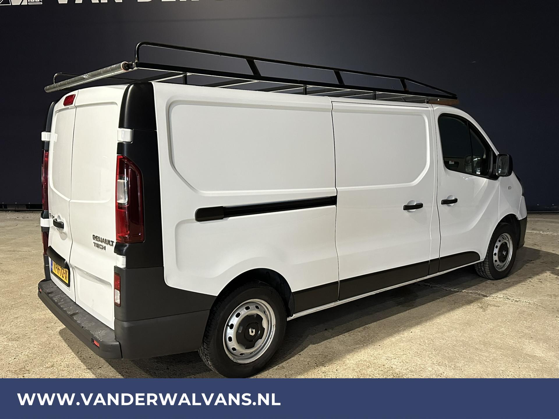Foto 12 van Renault Trafic 1.6dCi L2H1 Euro6 Airco | Keyless | Imperiaal | Verlengd