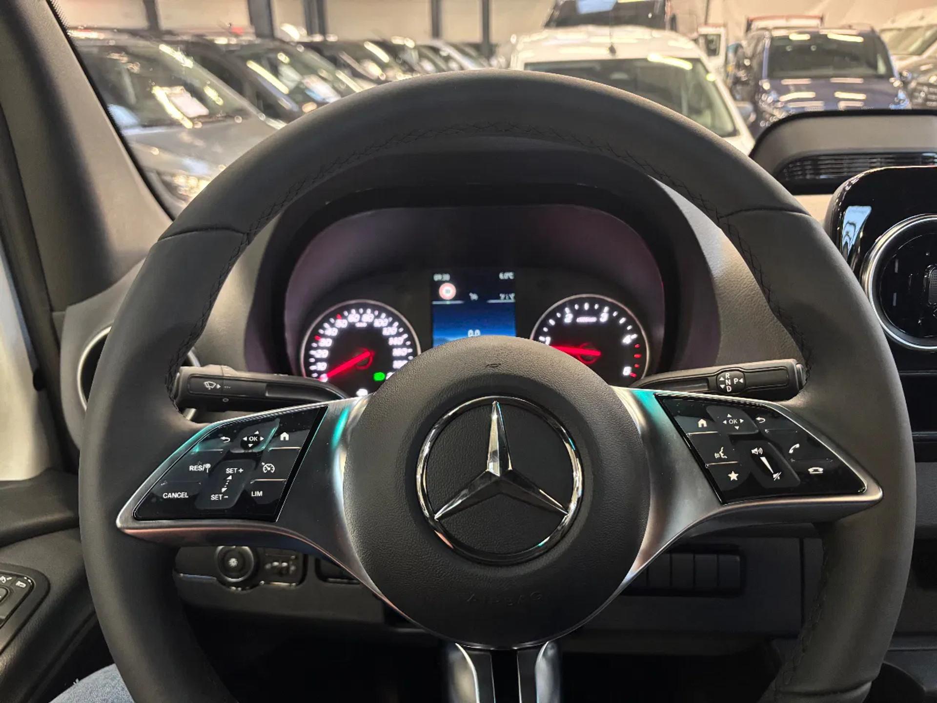 Foto 11 van Mercedes-Benz 317CDI Openlaadbak Automaat Airco Cruisecontrol NIEUW BPM VRIJ