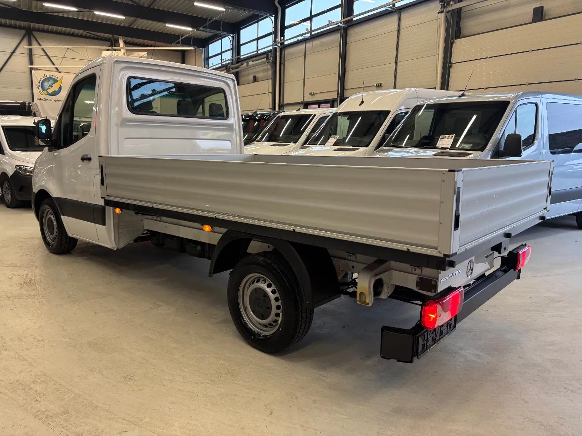 Foto 5 van Mercedes-Benz 317CDI Openlaadbak Automaat Airco Cruisecontrol NIEUW BPM VRIJ