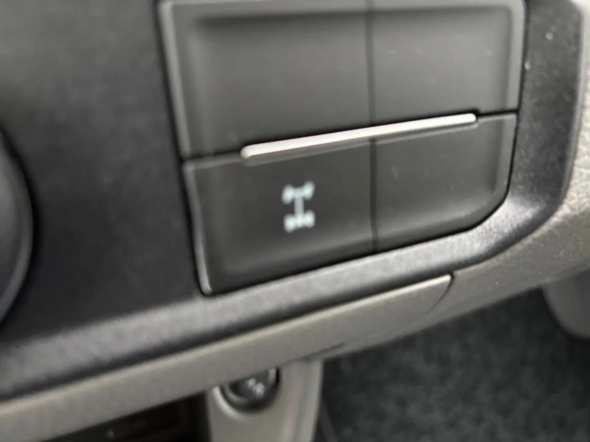 Foto 24 van MAN 3.180 Openlaadbak Automaat Airco Navi 4X4 NIEUW BPM VRIJ