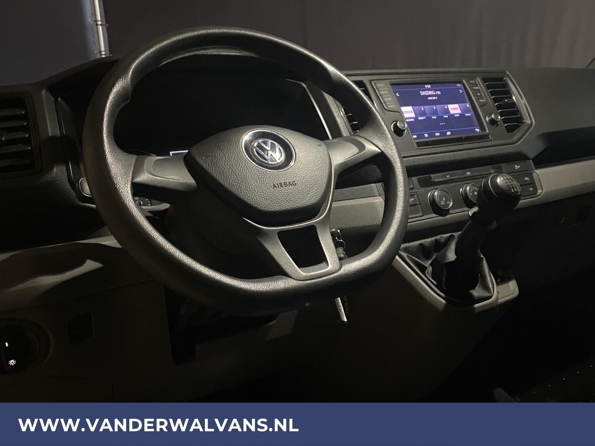 Foto 14 van Volkswagen Crafter 35 2.0TDI 140pk L5H4 (L4H3) XXL Euro6 Airco | Apple carplay