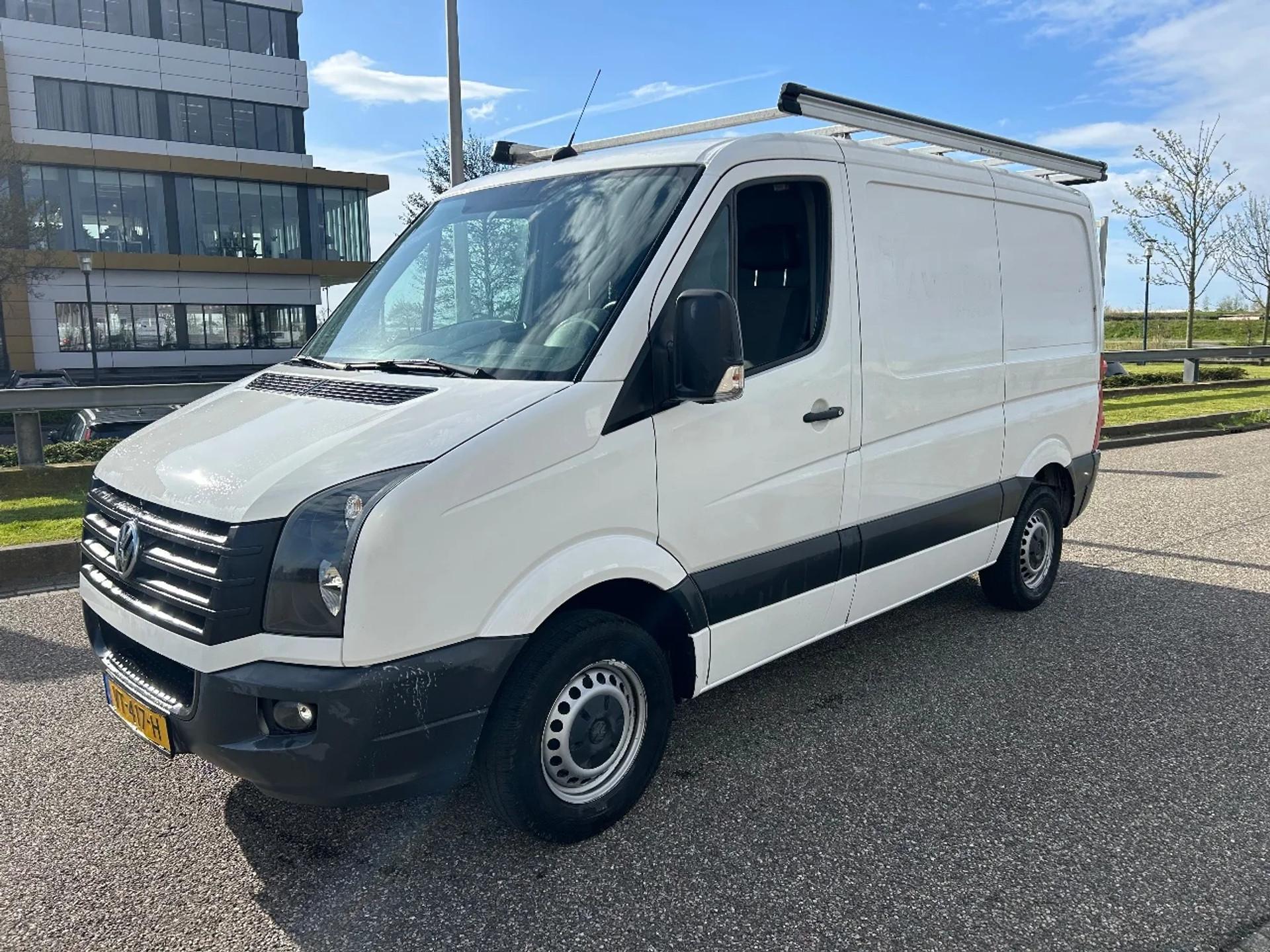 Foto 2 van Volkswagen Crafter 2.0TDI L1H1 Airco Cruisecontrol Trekhaak