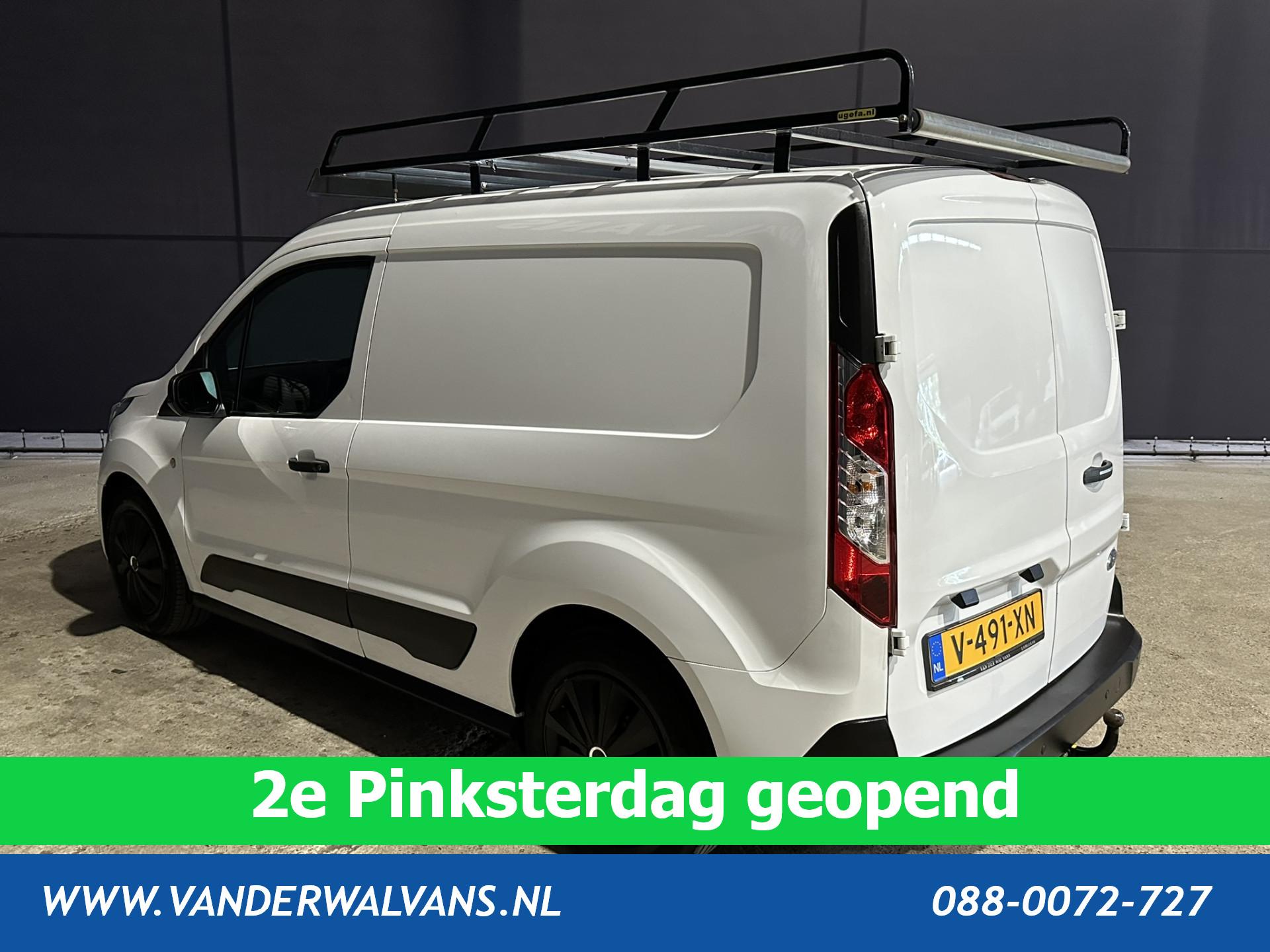 Foto 2 van Ford Transit Connect 1.5 EcoBlue L1H1 Euro6 Airco | Imperiaal | Trekhaak | Cruisecontrol