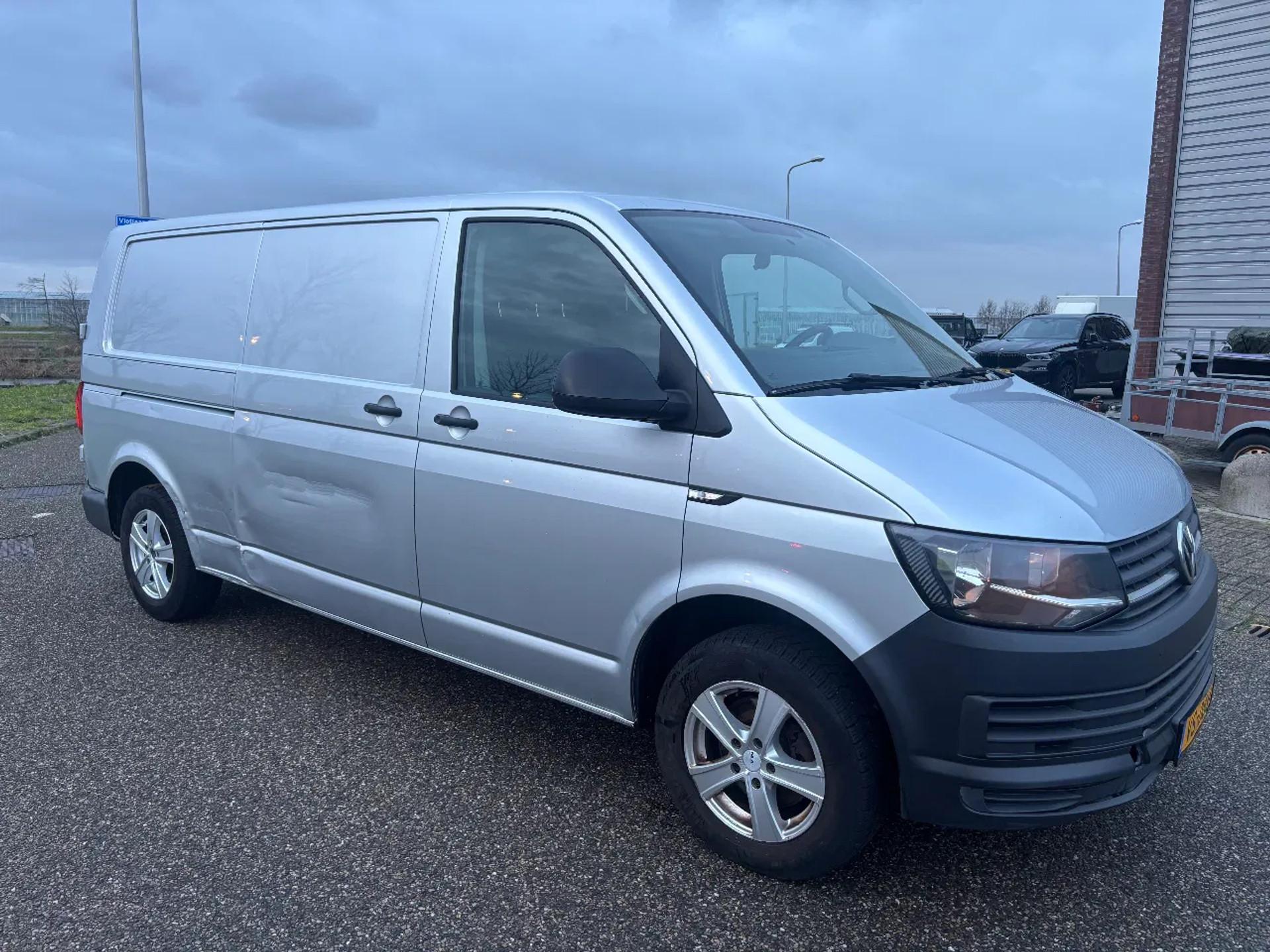 Foto 3 van Volkswagen 2.0TDI L2H1 Airco Navi 3 Zits