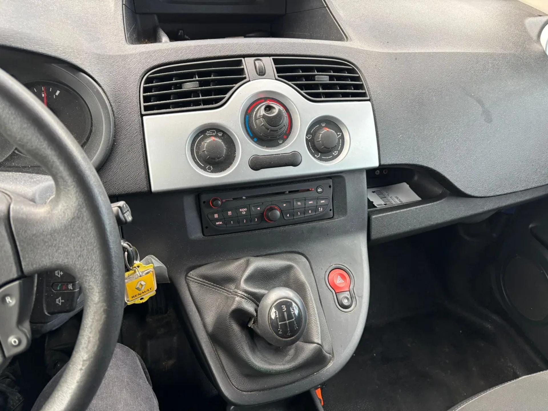 Foto 6 van Renault maxi